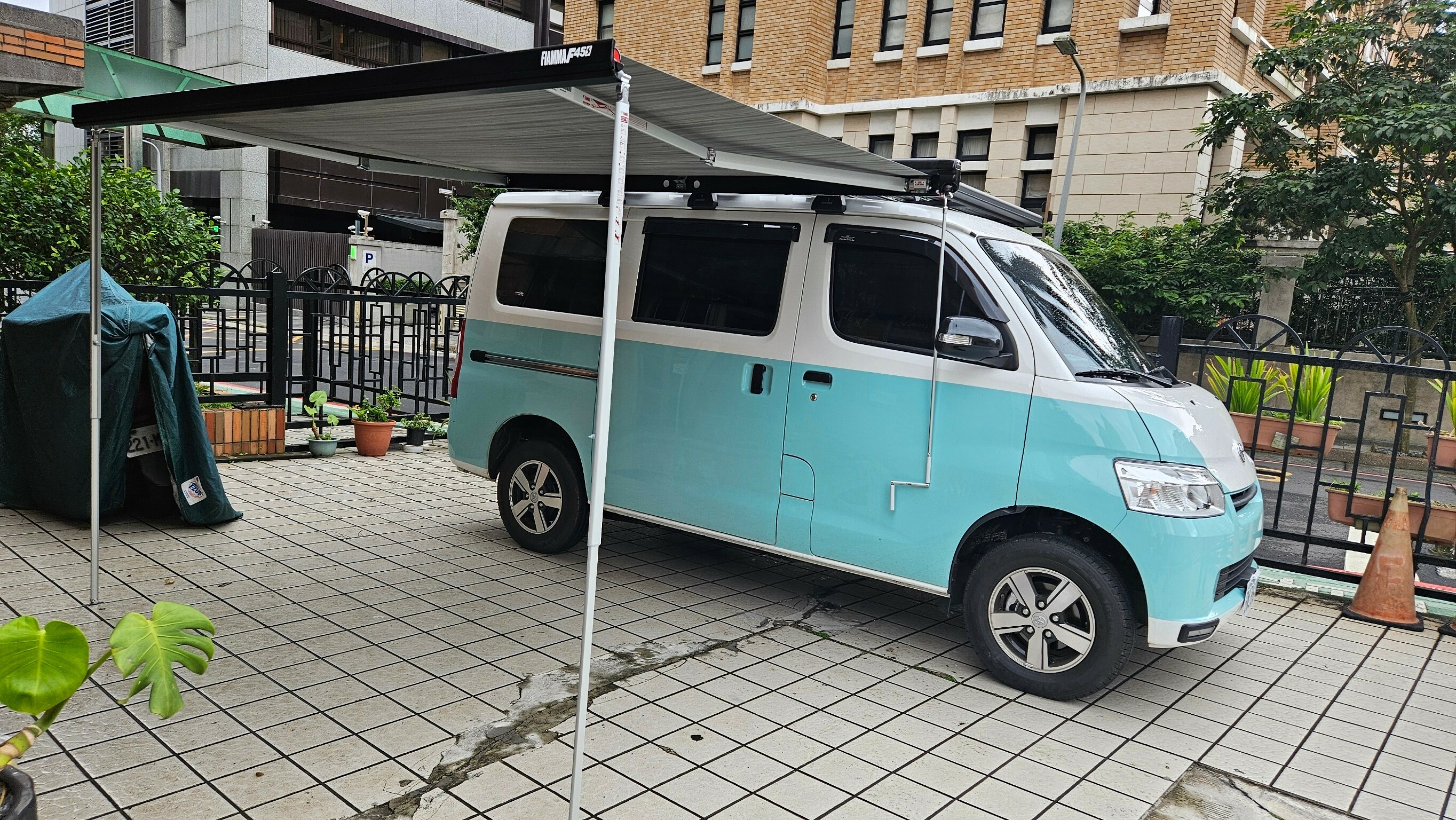 車邊帳 FIAMMA F45S 260 (Toyota TOWNACE)