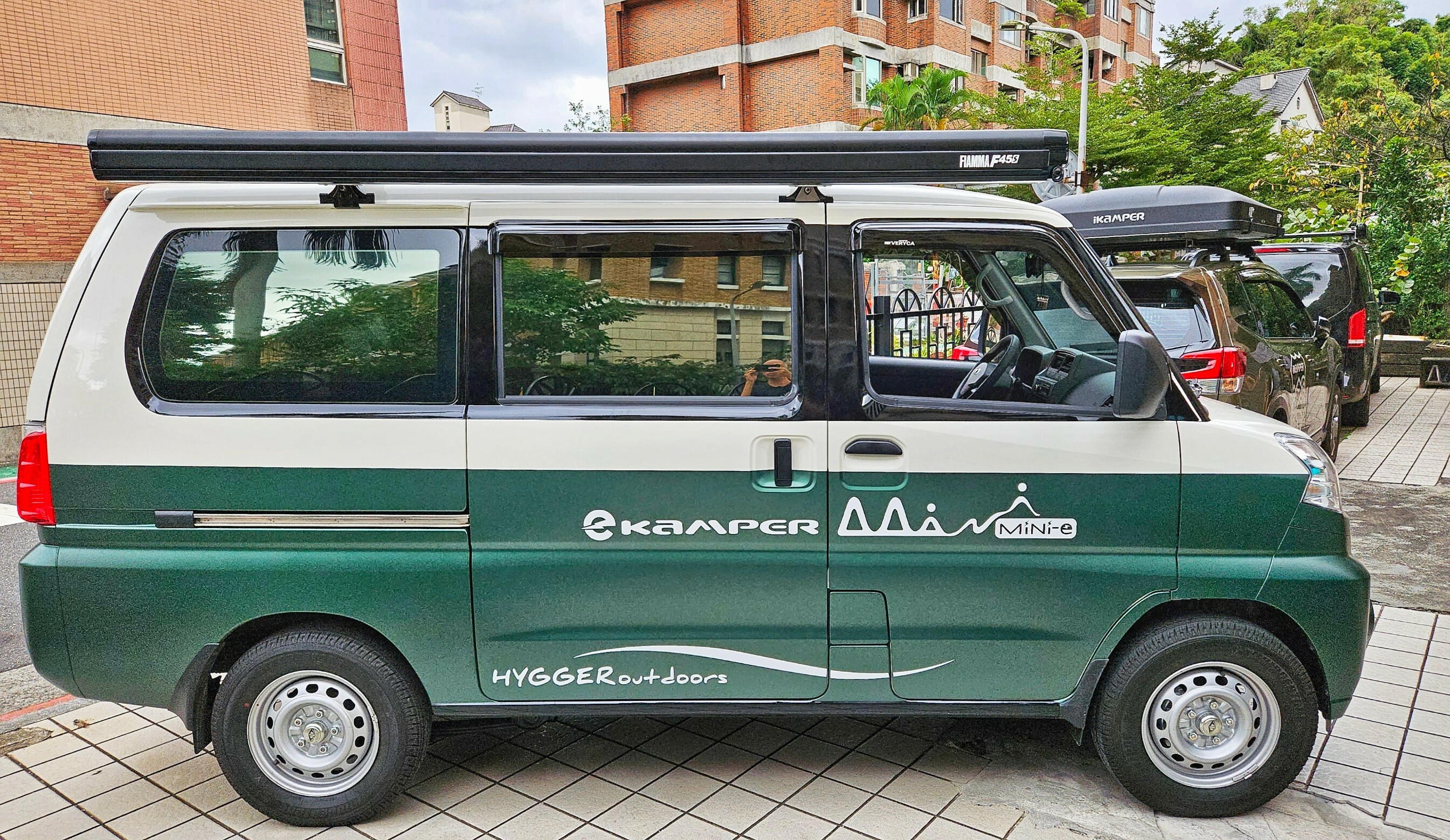 車邊帳 FIAMMA F45S 260(中華菱利- VERYCA A180)