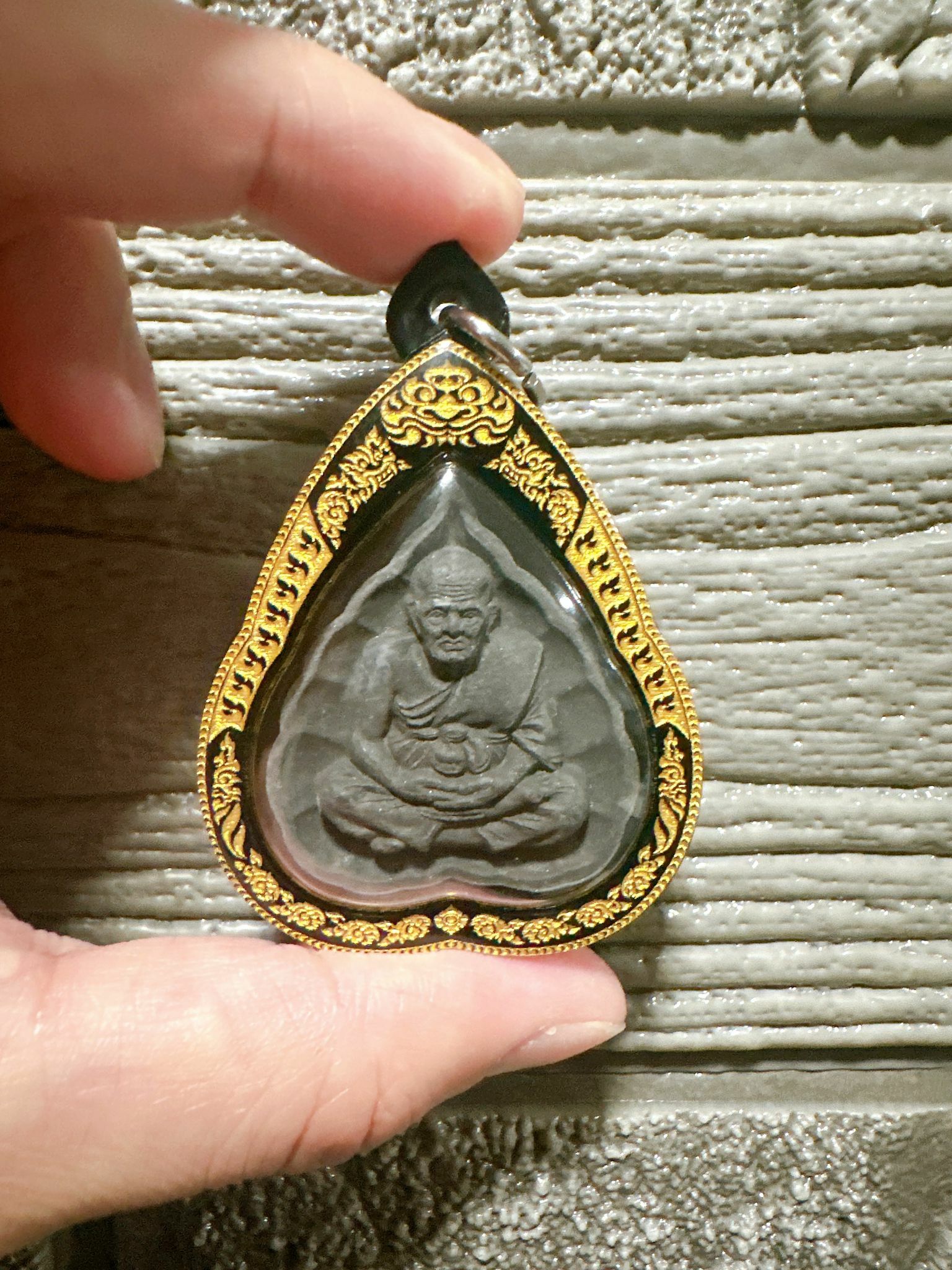 龍婆瑞寺供請 開光龍婆瑞自身佛牌 超強財運提升 已包傳統防水壳