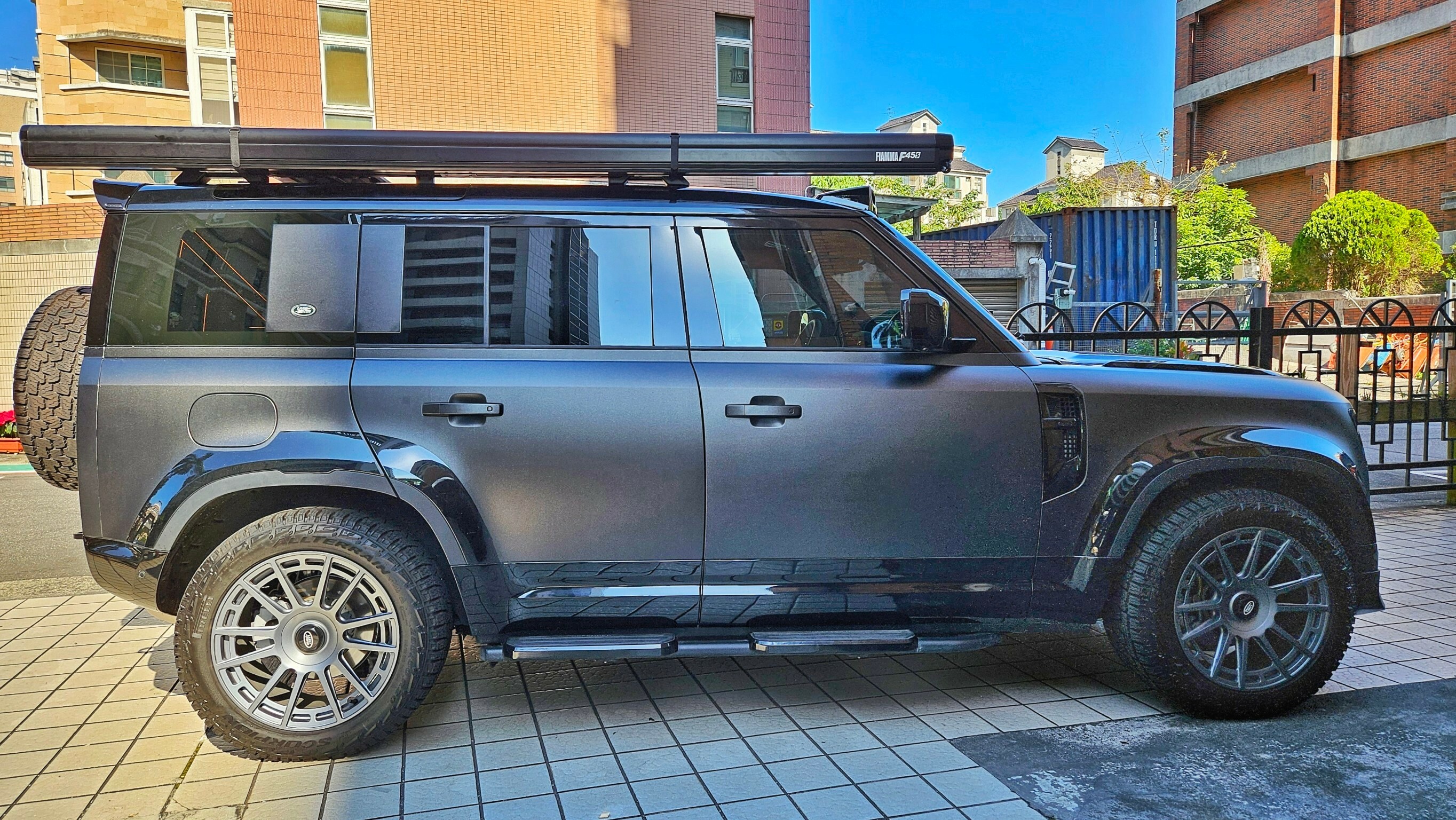 車邊帳 FIAMMA F45S 300  ( DEFENDER )