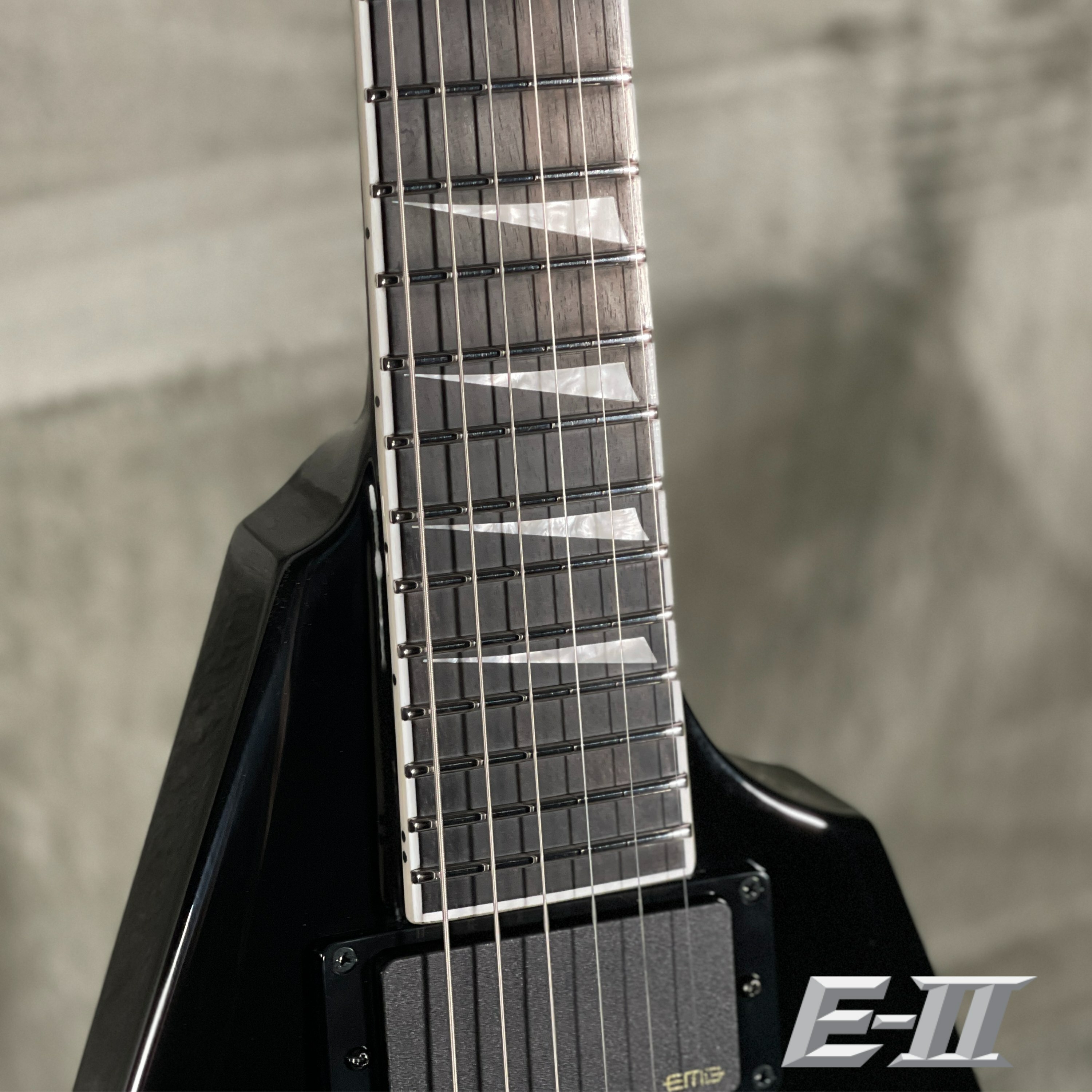 日廠ESP E-II ARROW NT Black 主動式雙雙電吉他