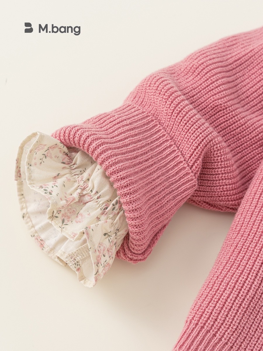 粉色針織外套+碎花洋裝