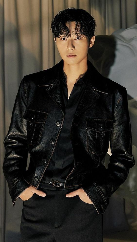 棕色邊線水洗短版皮夾克外套