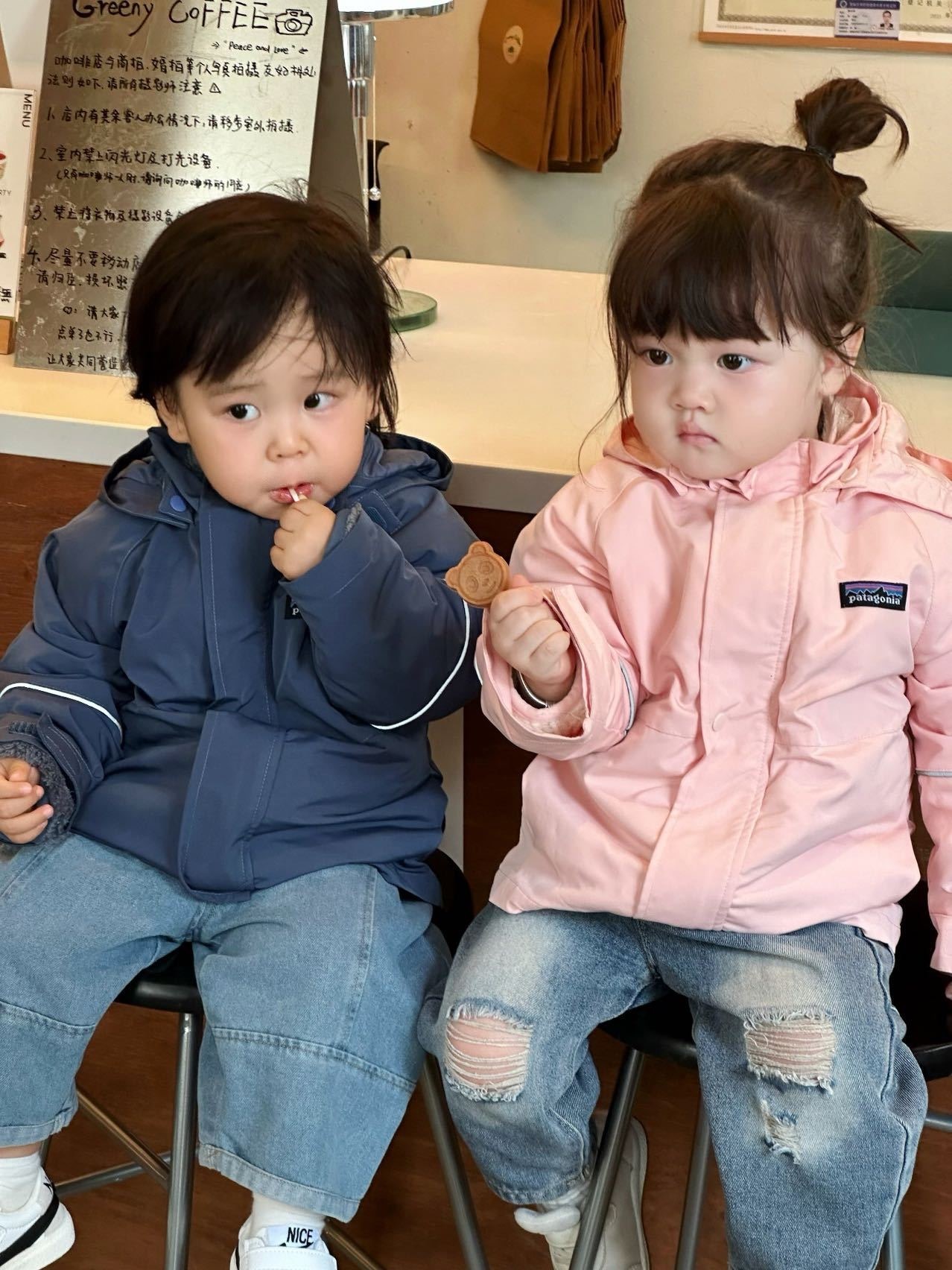 𝐏𝐚𝐭𝐚𝐠𝐨𝐧𝐢𝐚 三合⼀風衣外套 現貨