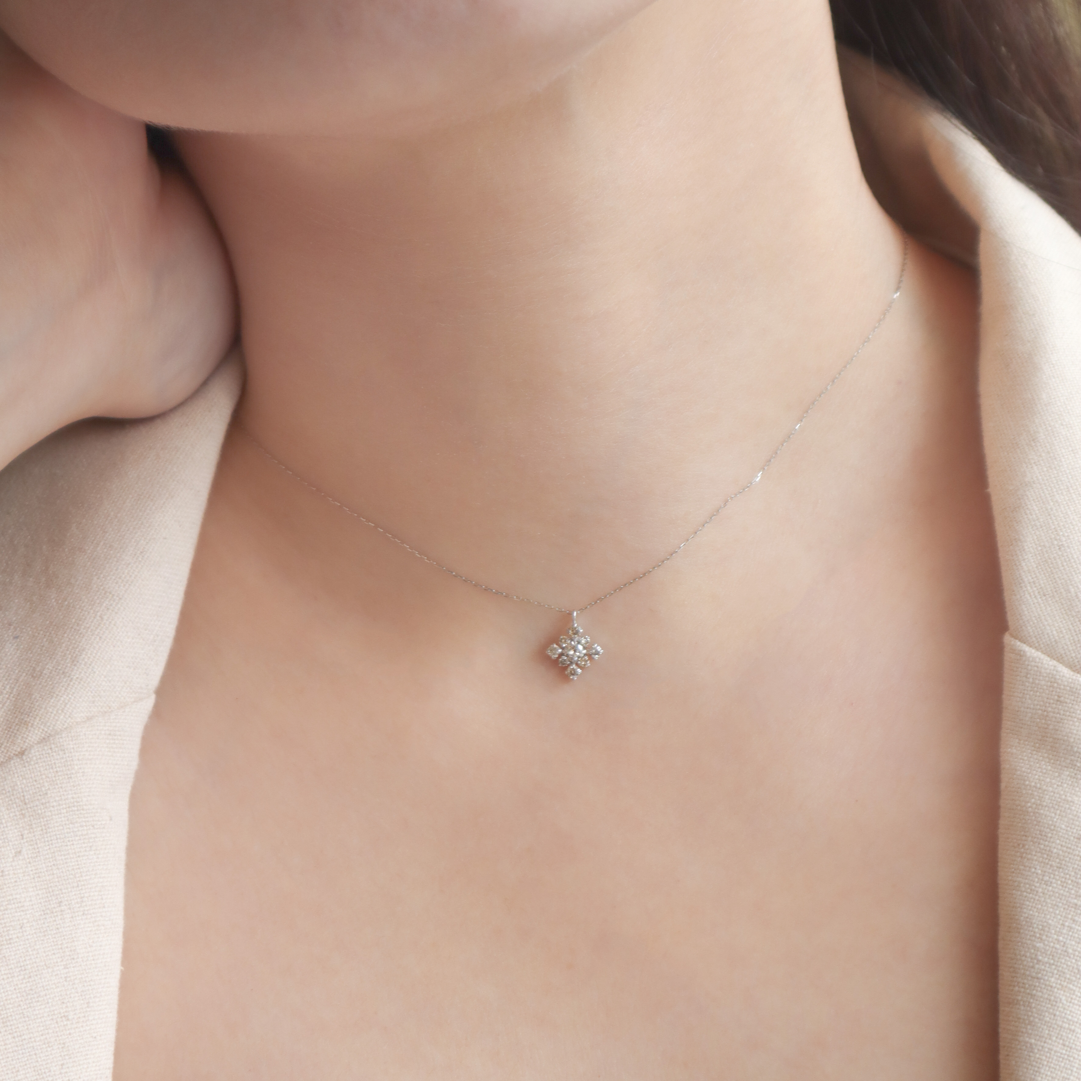 鉑金/菱心真鑽墜鍊