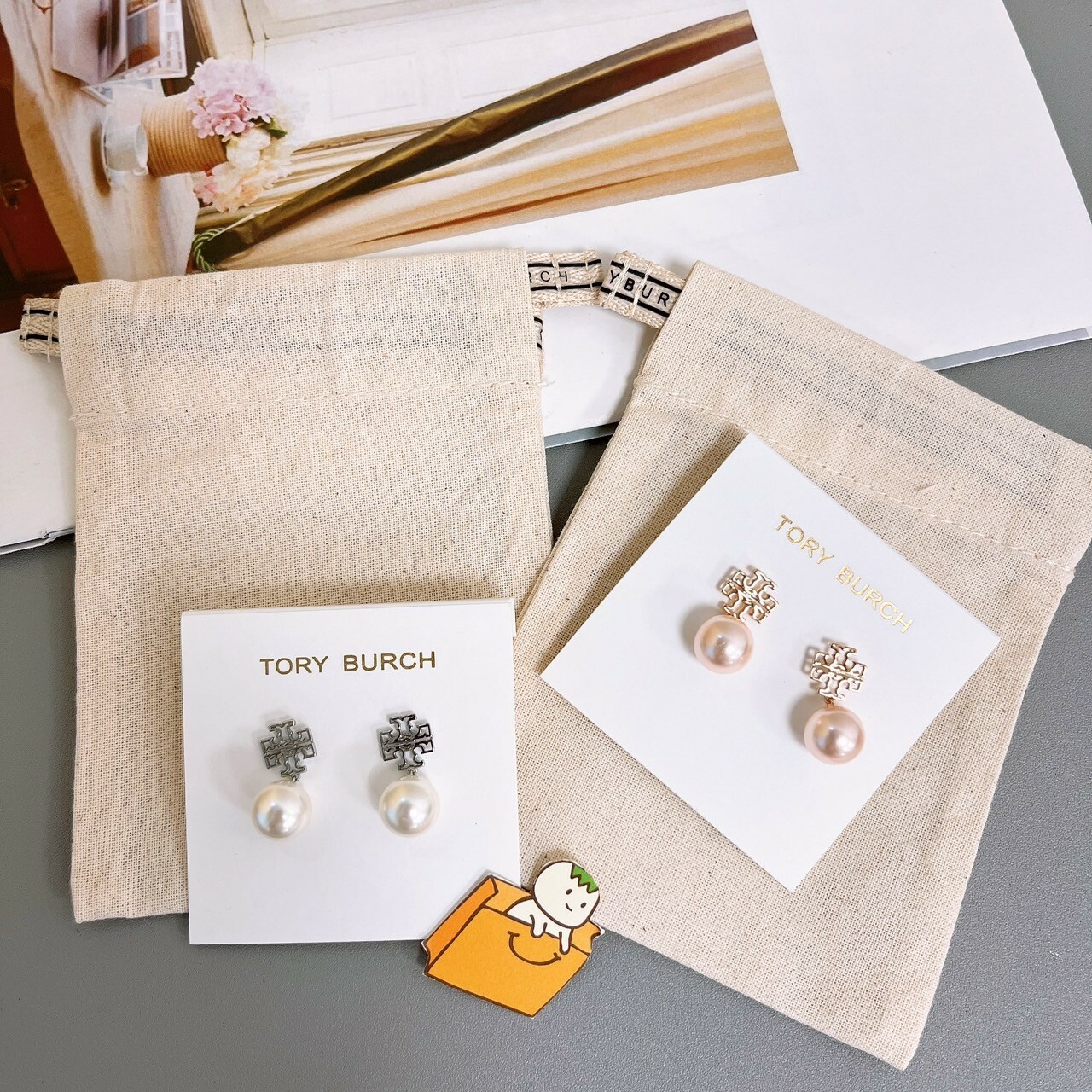 toryburch britten pearl drop earring