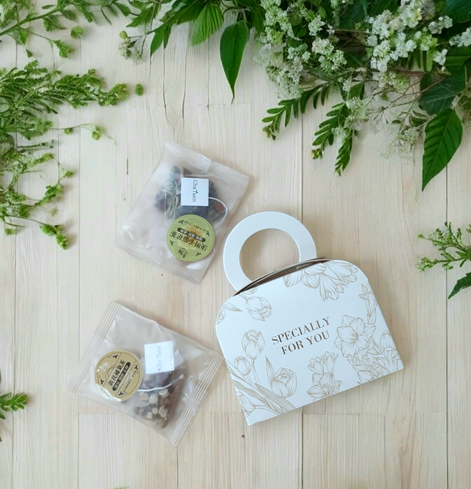 散水茶 禮盒G18 + 2包自選茶包 (15種口味可選)