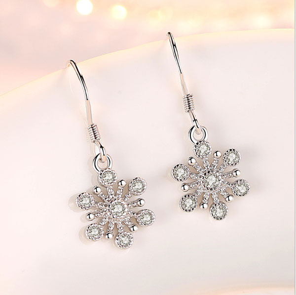 JK Korea fashion diamond snowflake earrings J0266