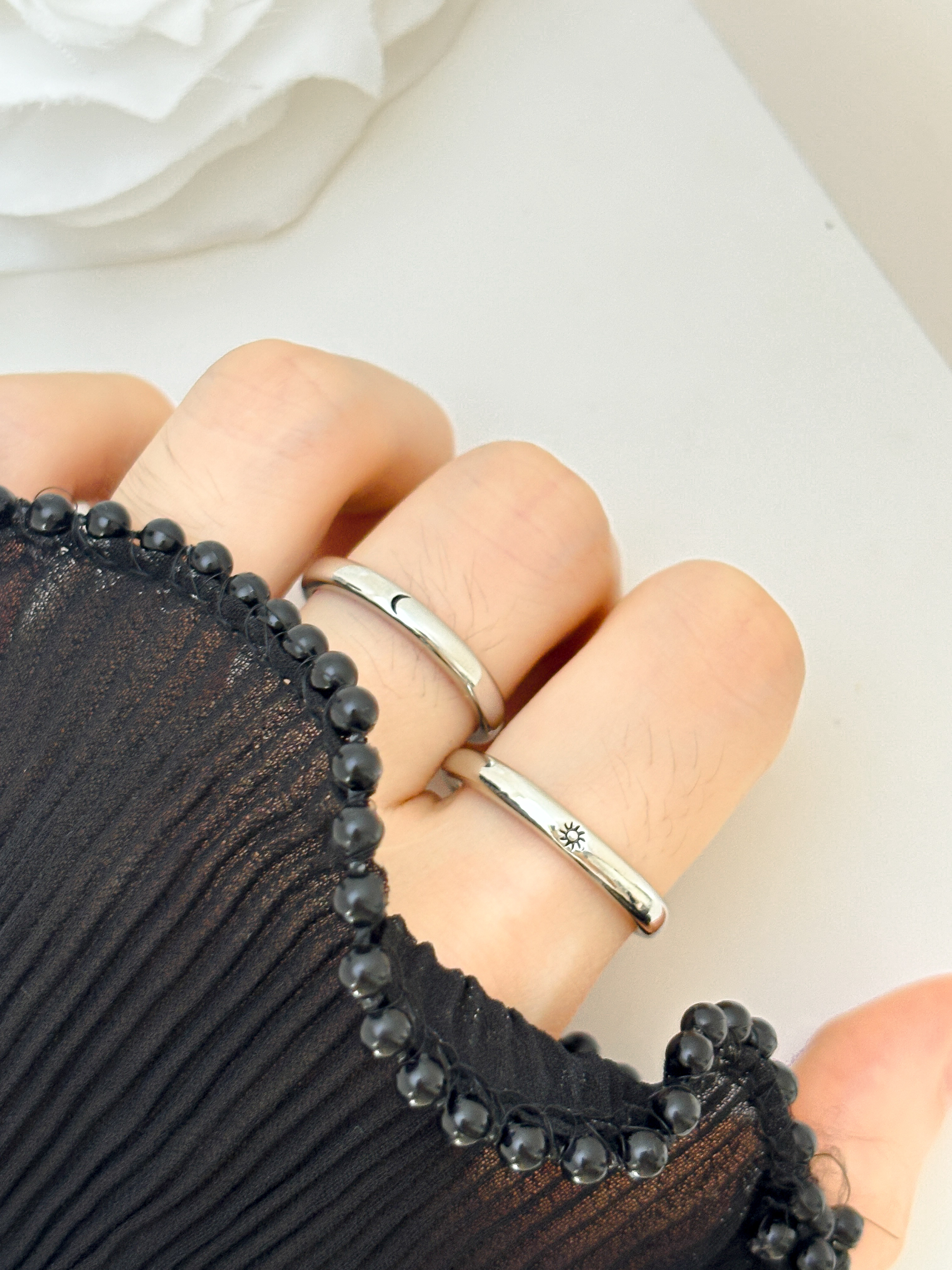 「月亮和太陽 🌙☀️」情侶戒指💍 ｜S925純銀或鍍銀｜活口對戒｜免費刻字✒️｜