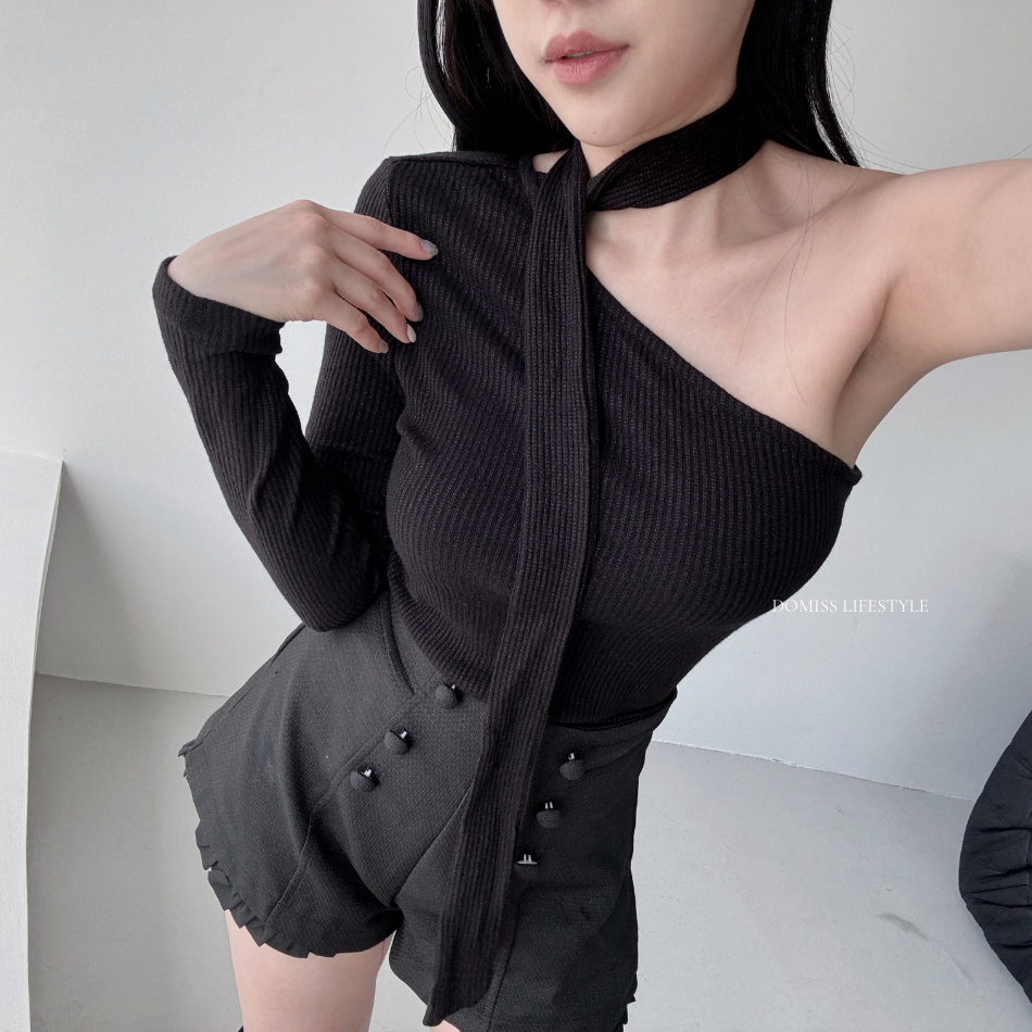 自訂款-閃粉奢華掛脖單肩針織上衣-2色 性感斜肩毛衣 (現貨)