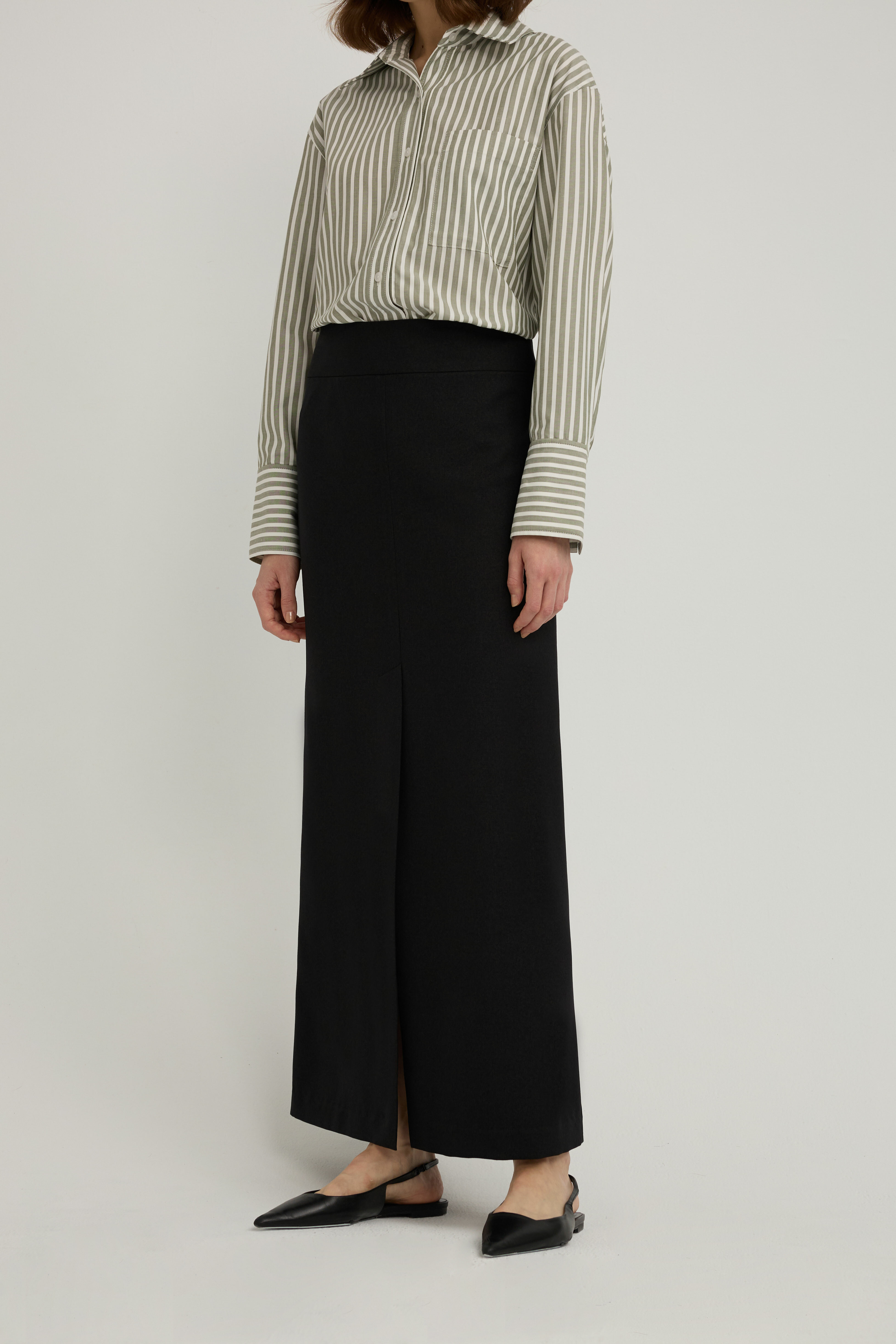 DELA 前開衩直筒長裙 女（黑）