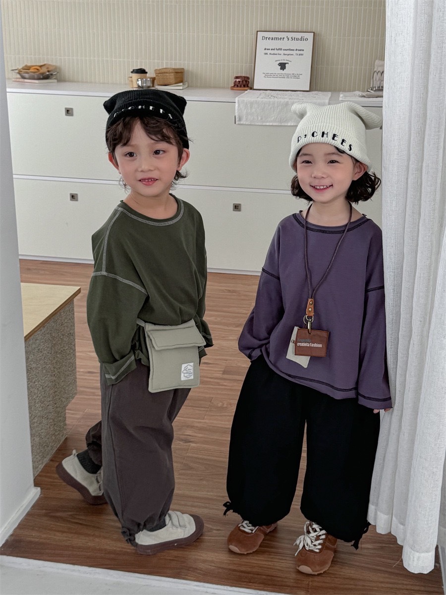 輕鬆簡約不收邊壓線上衣