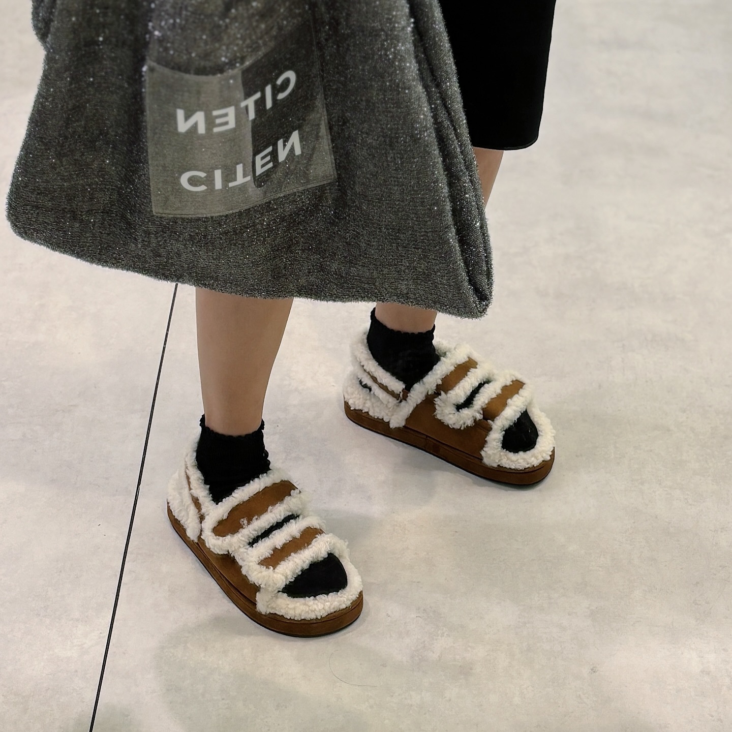 Citen 日本限定 泰迪熊棕 黑色 毛茸茸 毛絨涼鞋 魔鬼氈 涼拖鞋