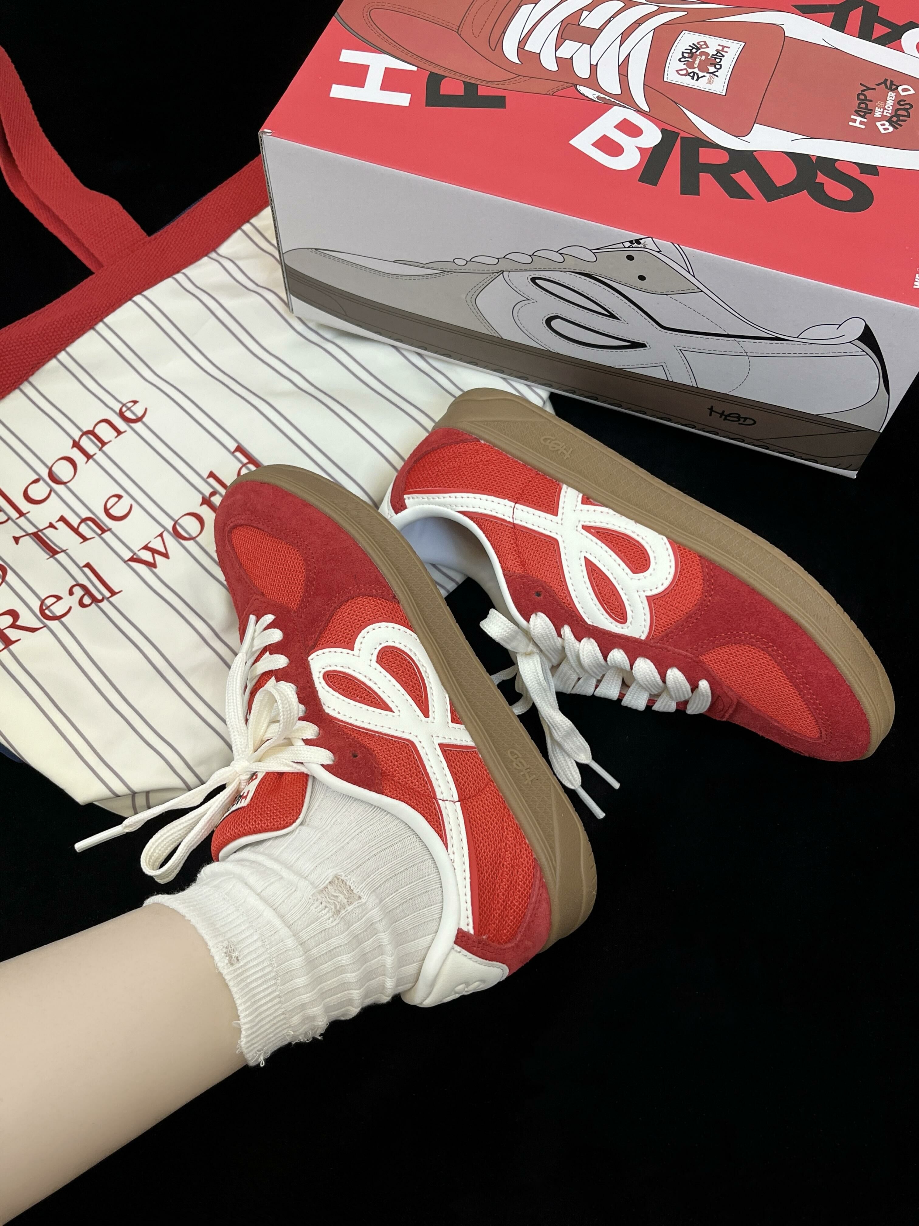 HBD x We Flower 小花鞋 麂皮 拼接 焦糖底 復古 德訓鞋 紅色 少年紅 winter同款/預購