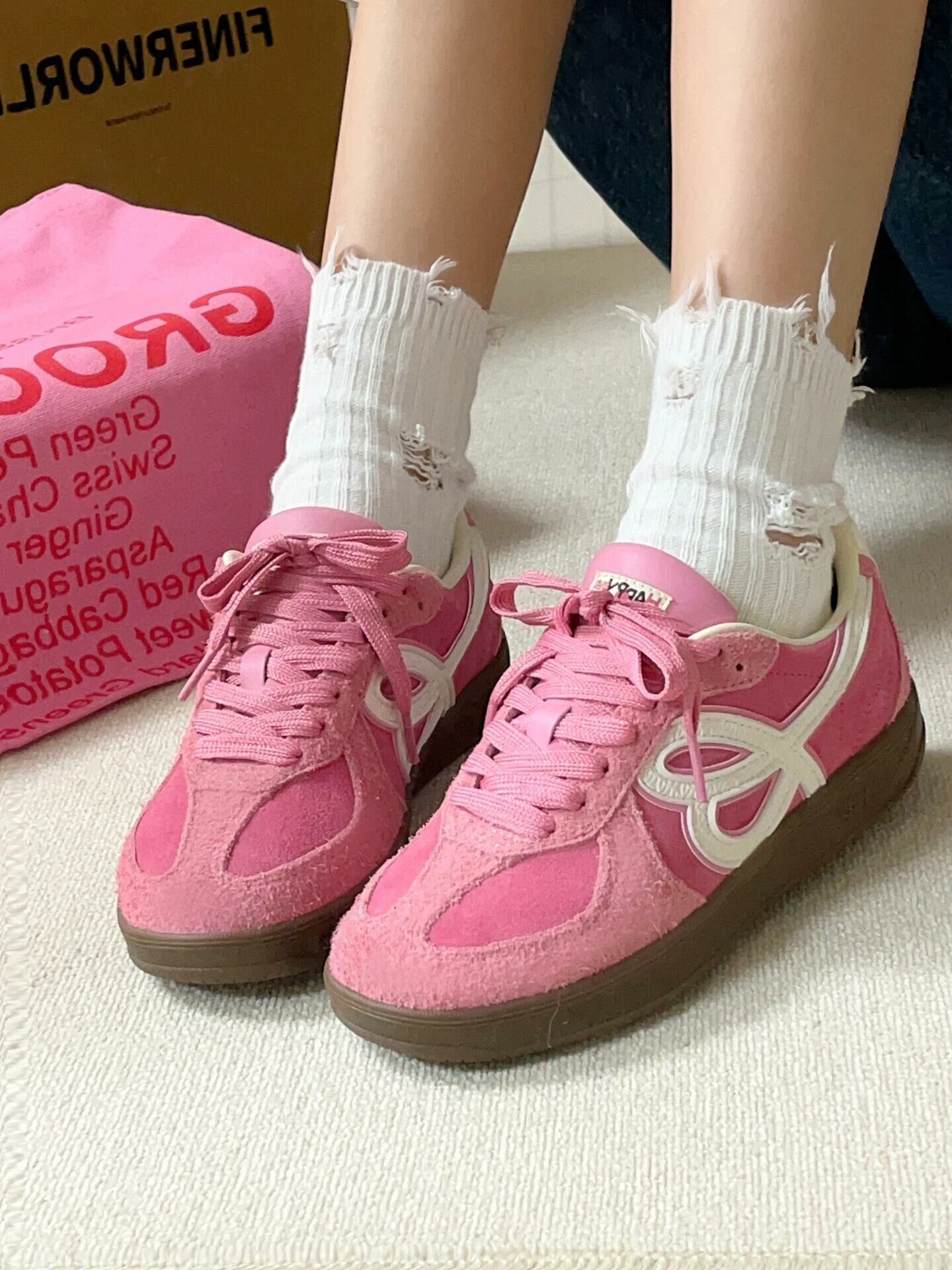 HBD x We Flower 小花鞋 麂皮 拼接 焦糖底 復古 德訓鞋 桃紅色 叛逆粉 winter同款/預購