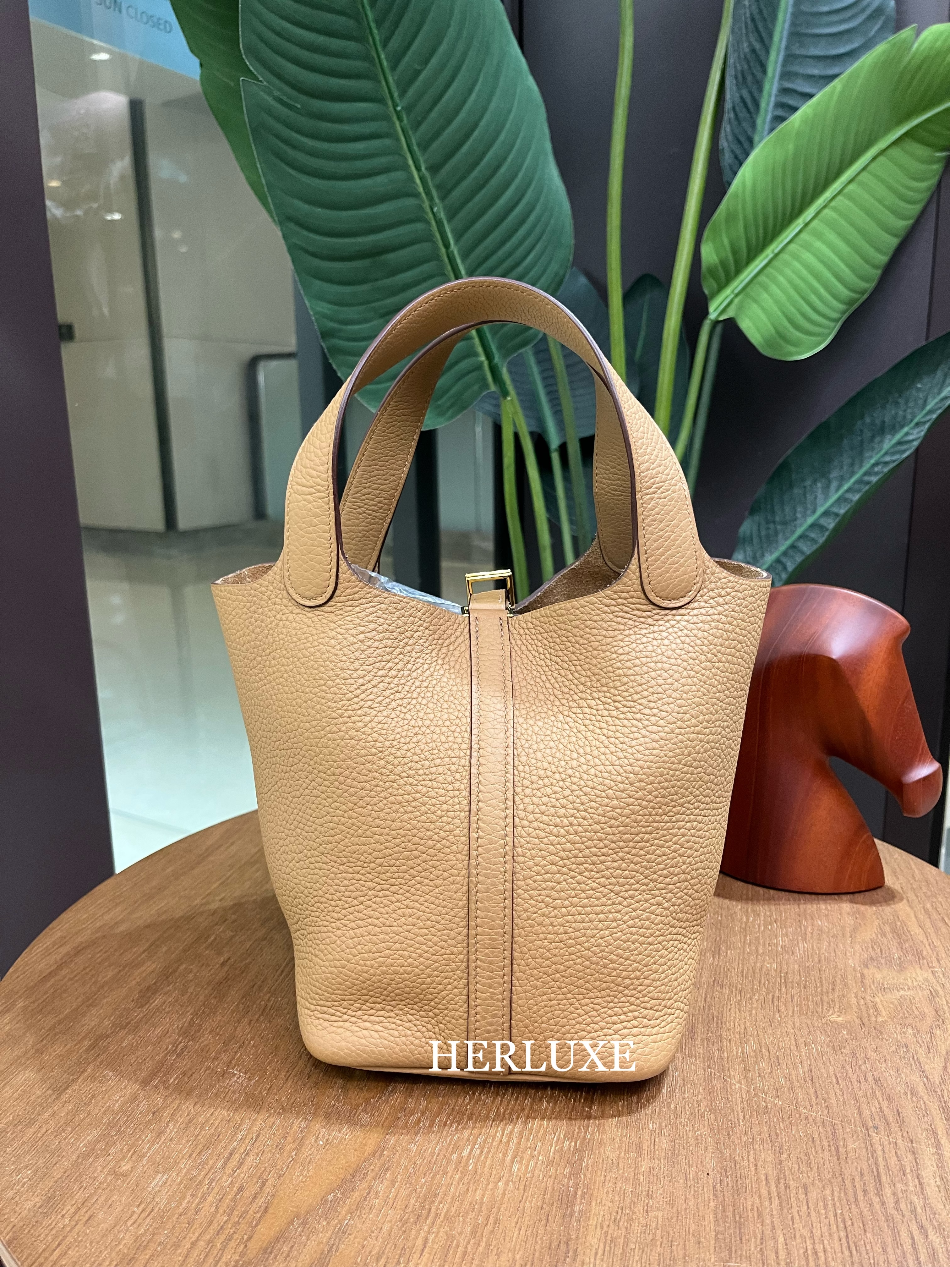 Picotin 18 4B biscuit cc tc B 99% new