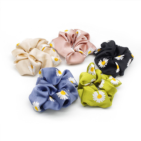 韓國JK 溫柔百搭雛菊緞面面圈圈髮飾（混色5件） J0394