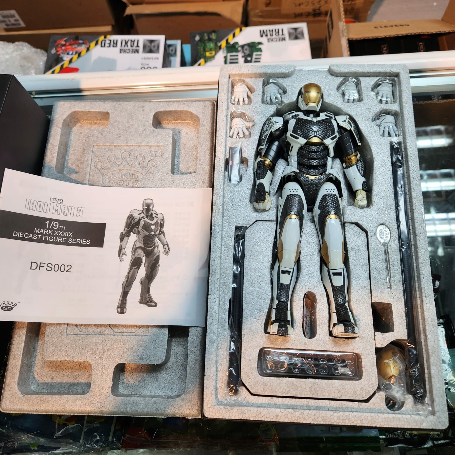 (用家福音）kingarte ironman 3 DFS002 DISPLAY (斷右手，齊配件，實物如圖）