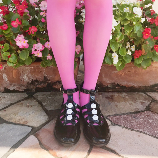 Pre order  - TOKYO BOPPER Pearl Flower Low Heel Shoes