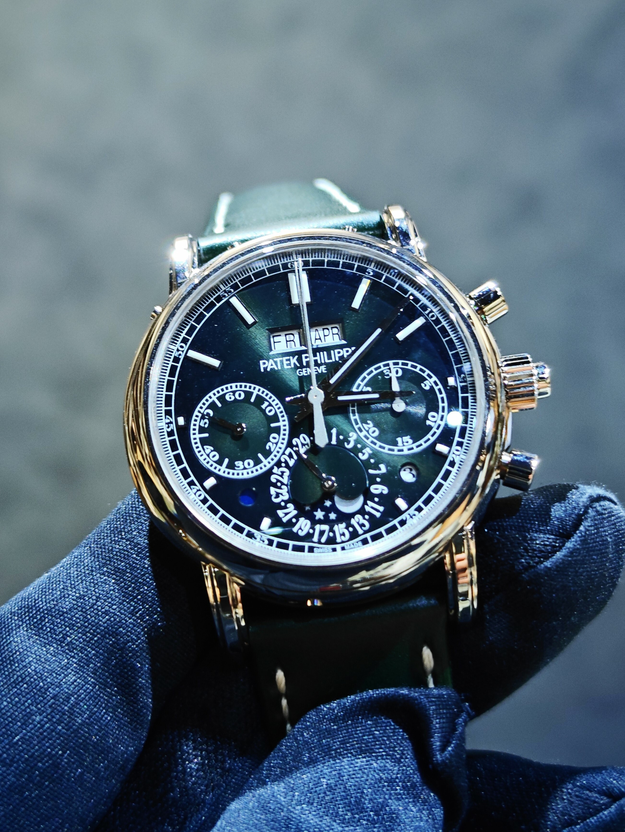 BRAND NEW 5204G-0014 5204 PATEK PHILIPPE GRAND COMPLICATIONS GREEN DIAL WHITE GOLD 40 MM