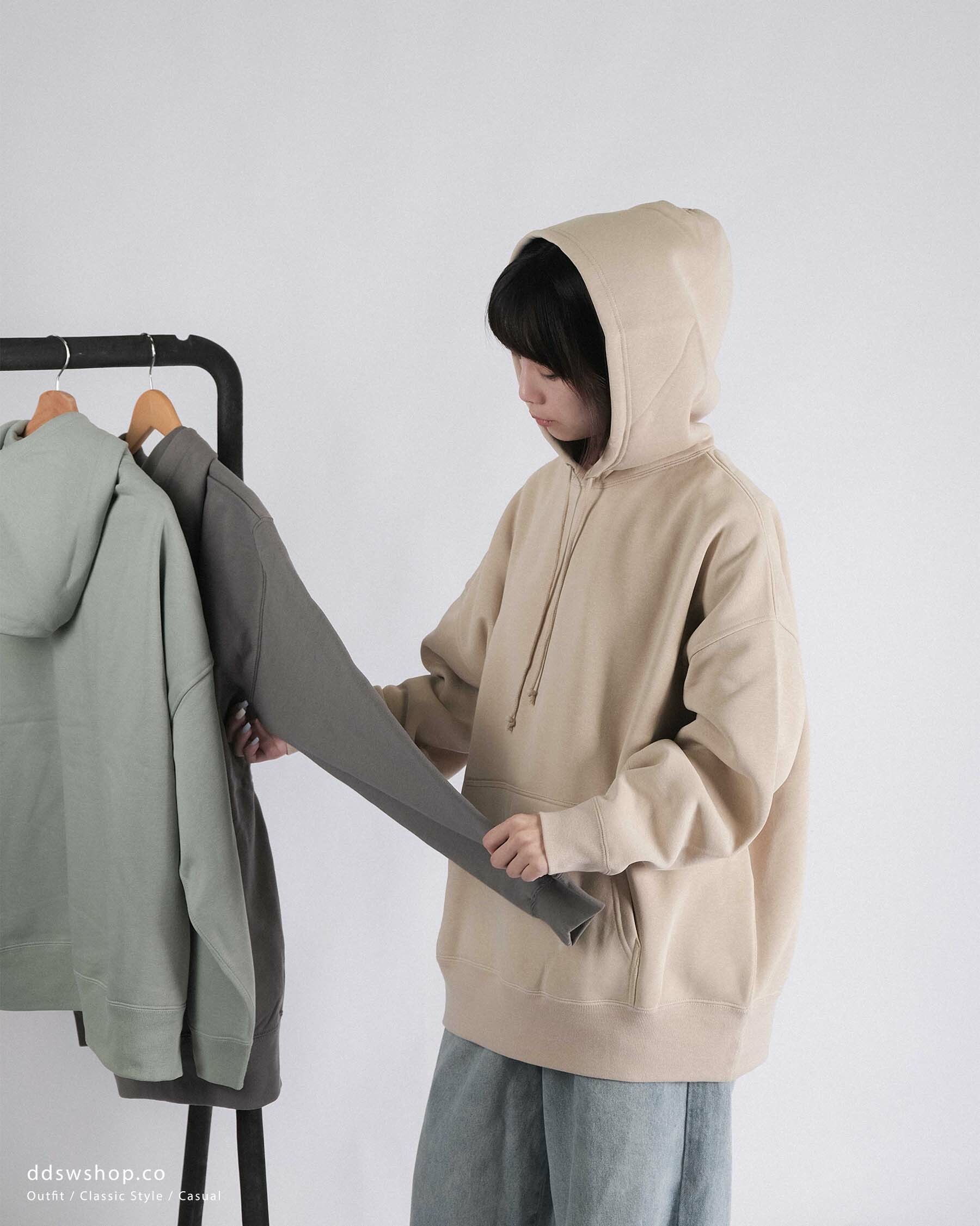 United Athle A/W 帽踢 三款 素色 帽t