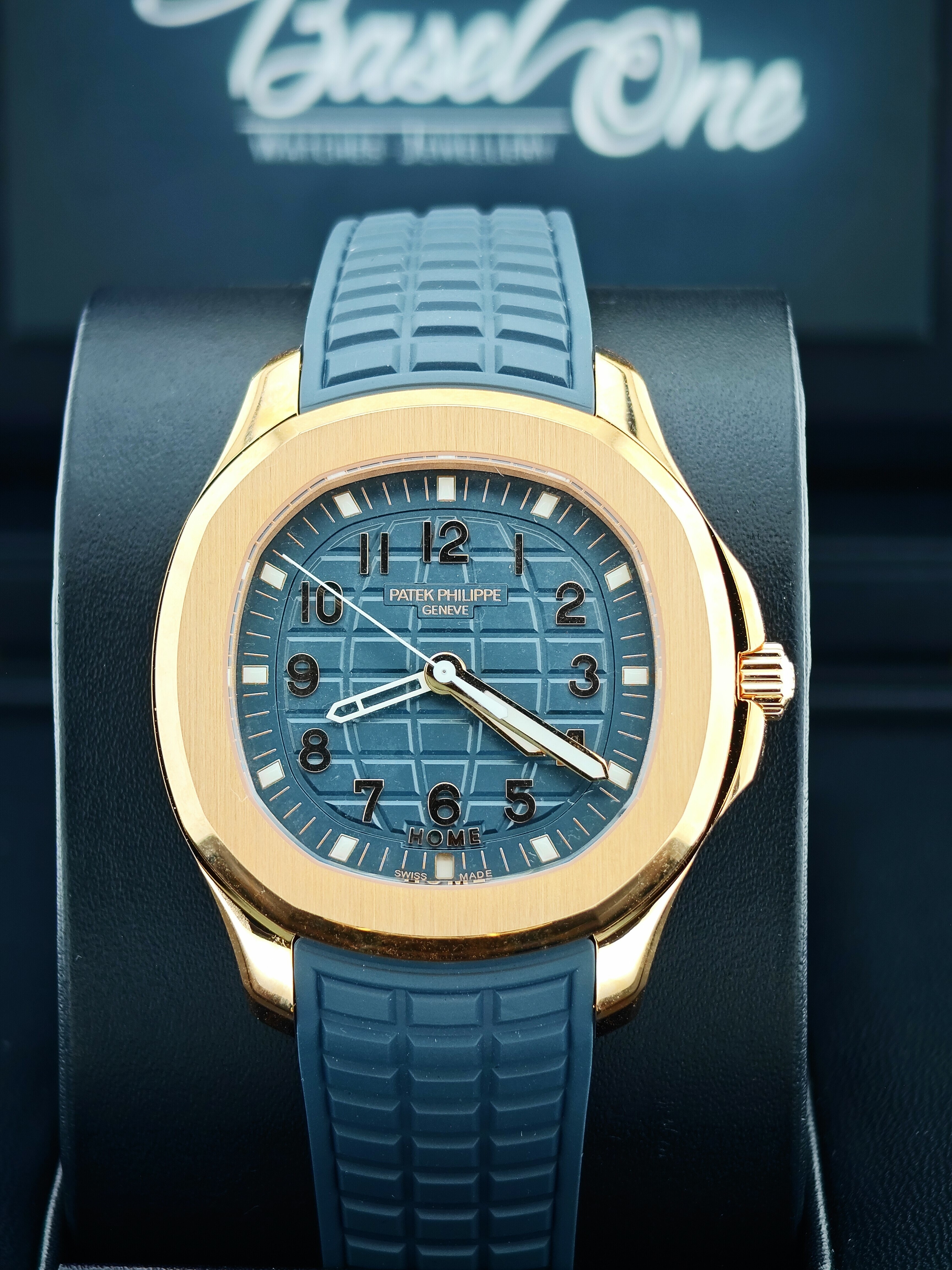 BRAND NEW 5269R-001 5269 PATEK PHILIPPE AQUANAUT BLUE DIAL ROSE GOLD 38 MM
