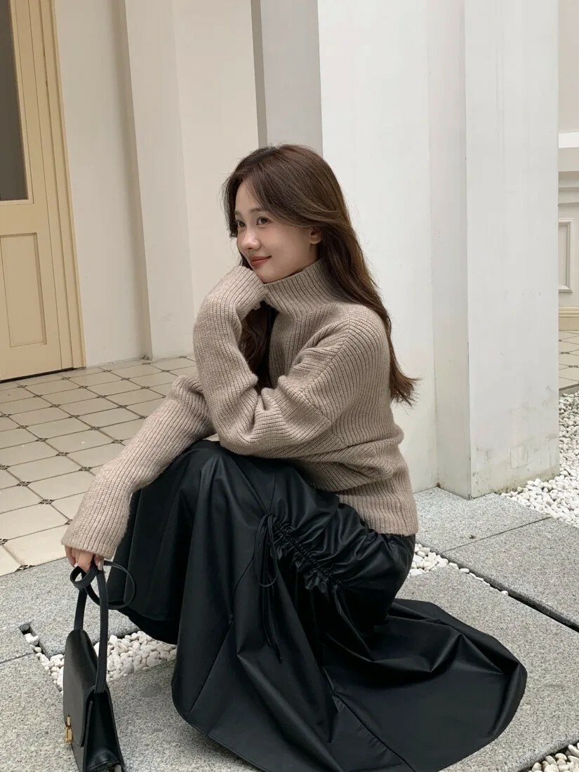 抓摺蝴蝶結造型PU皮革長裙皮裙S-M (Elegant & Love)