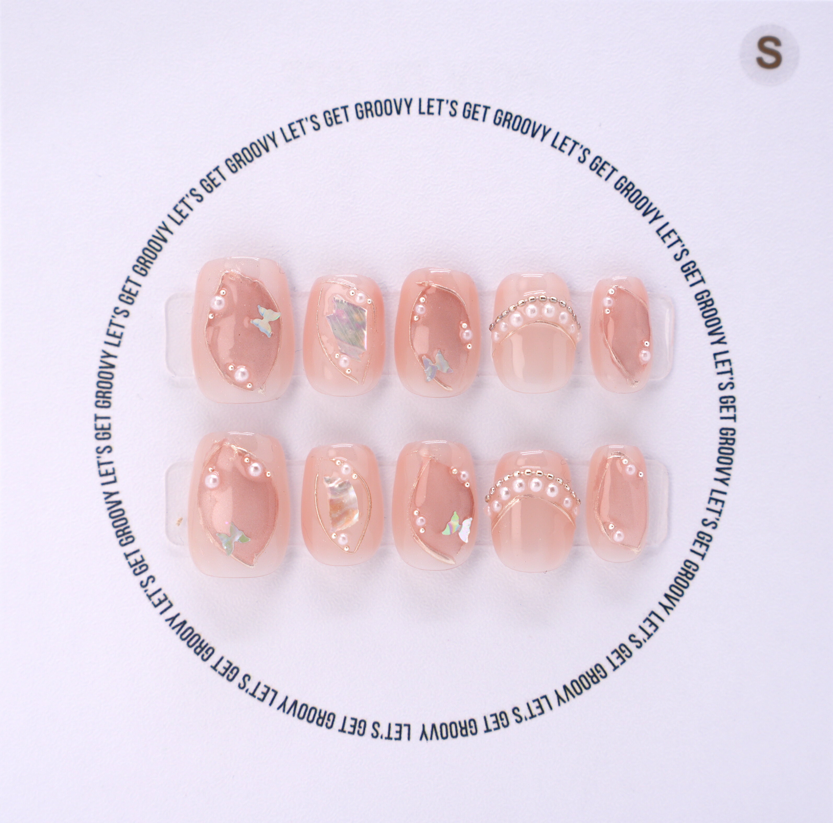 Slay ︳Elegant Pink。Shell and Pearl Charms