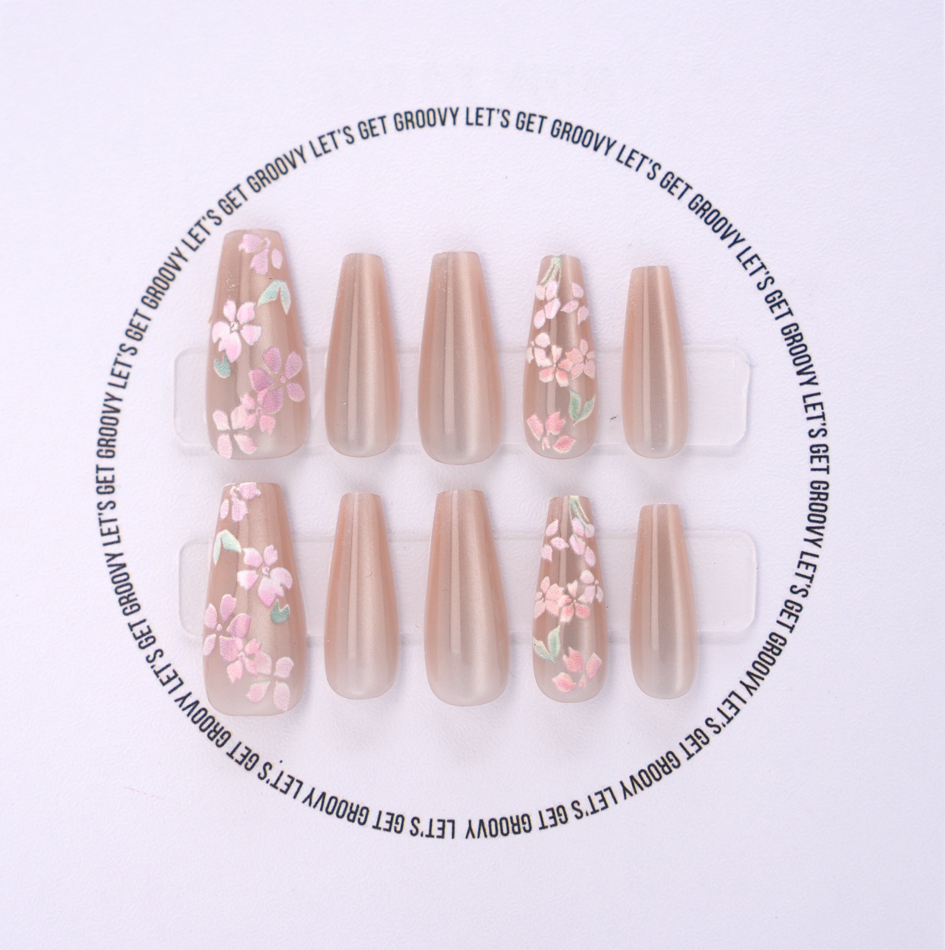 Slay ︳Light Pink Cat Eye。Sakura Painting