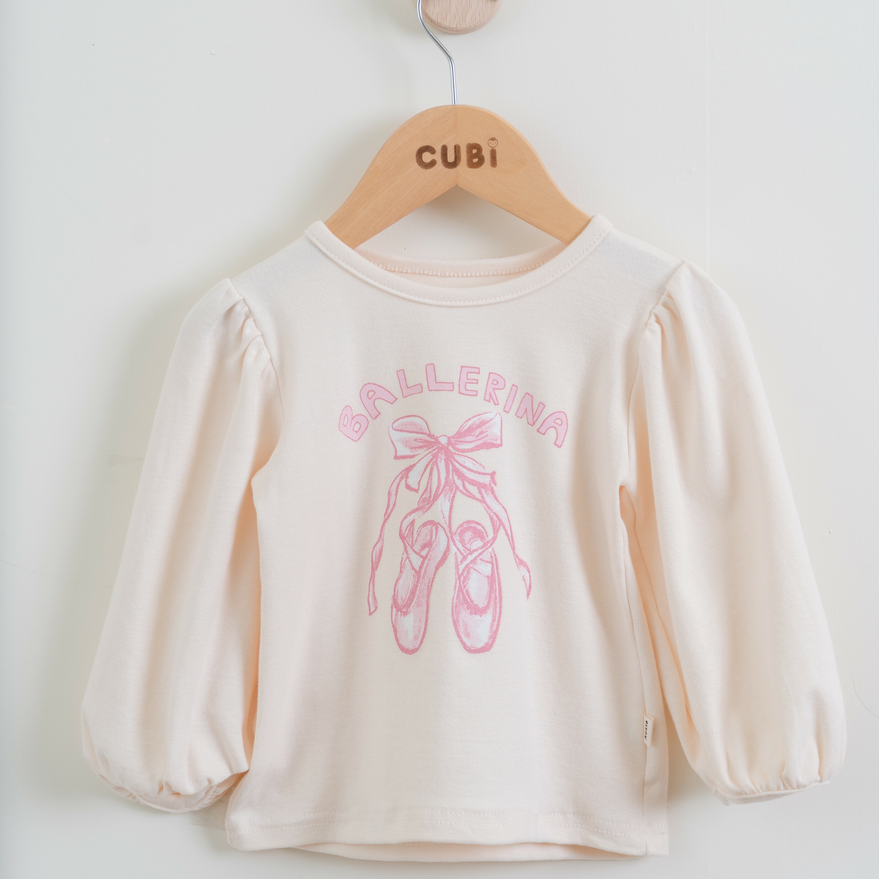 韓國 Aosta-秋款芭雷舞鞋上衣-杏