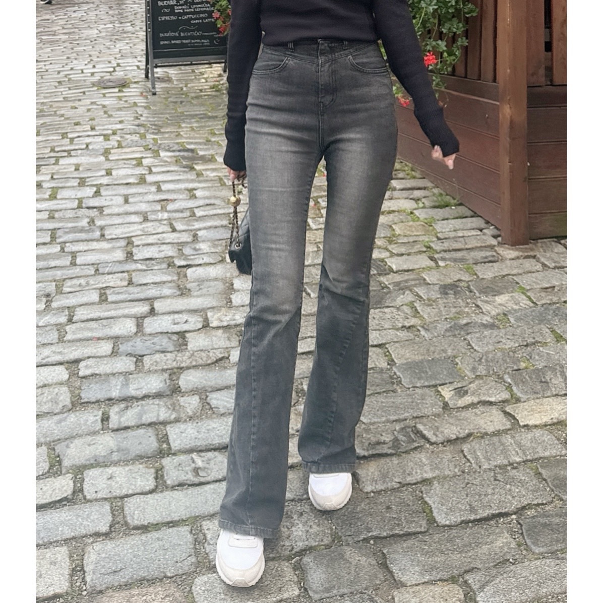 【預購】🔥10.23秋冬新品］💥逆天長腿褲］🇰🇷正韓高腰包腹超瘦微喇叭牛仔褲（刷色黑/SML）