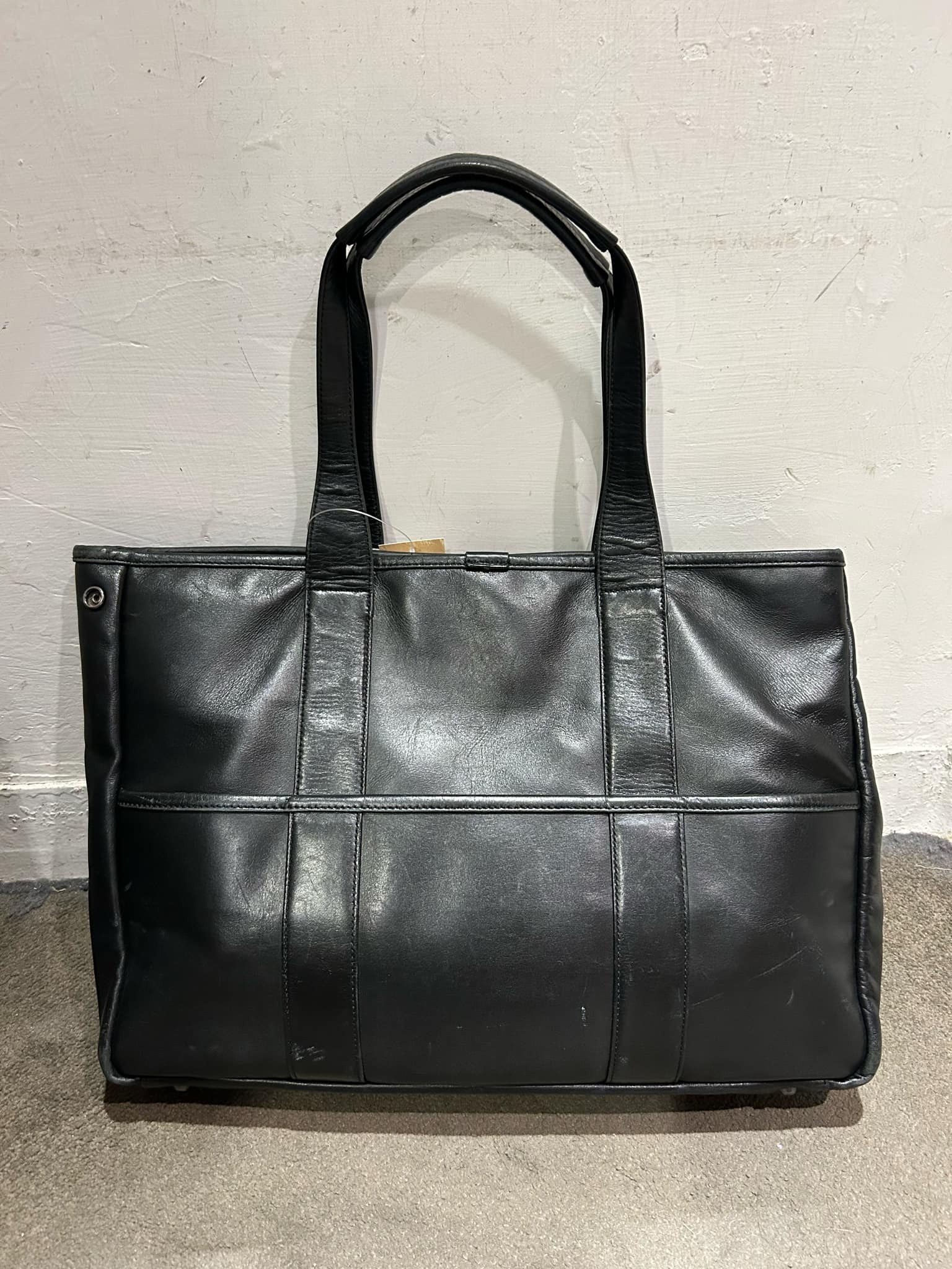 2000s LUGGAGE LABEL Leather Bag Made in Japan