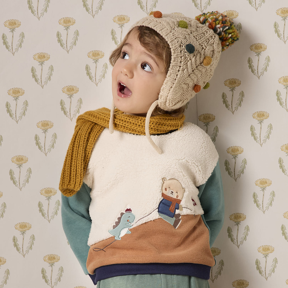 PIPPY 可愛小熊與小恐龍比賽彈性棉圓領長袖上衣 米