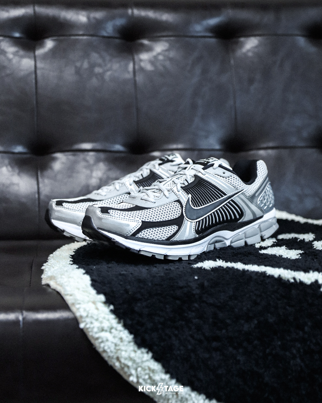 **特價77折**男女鞋 NIKE ZOOM VOMERO 5 'Metallic Silver' 金屬銀黑 復古 休閒鞋【FJ4151-004】VMO5