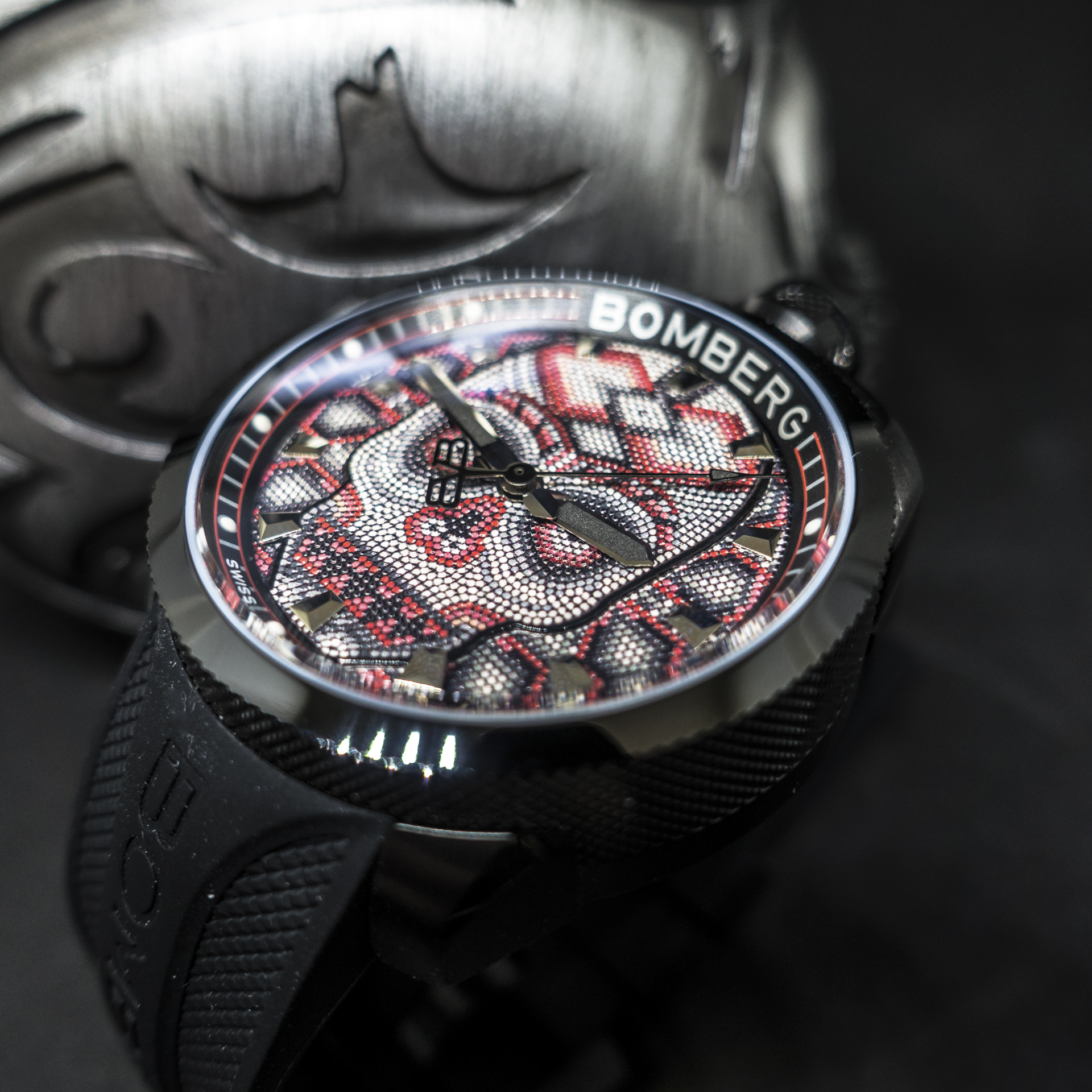 BOLT-68 系列 黑紅珍珠骷髏