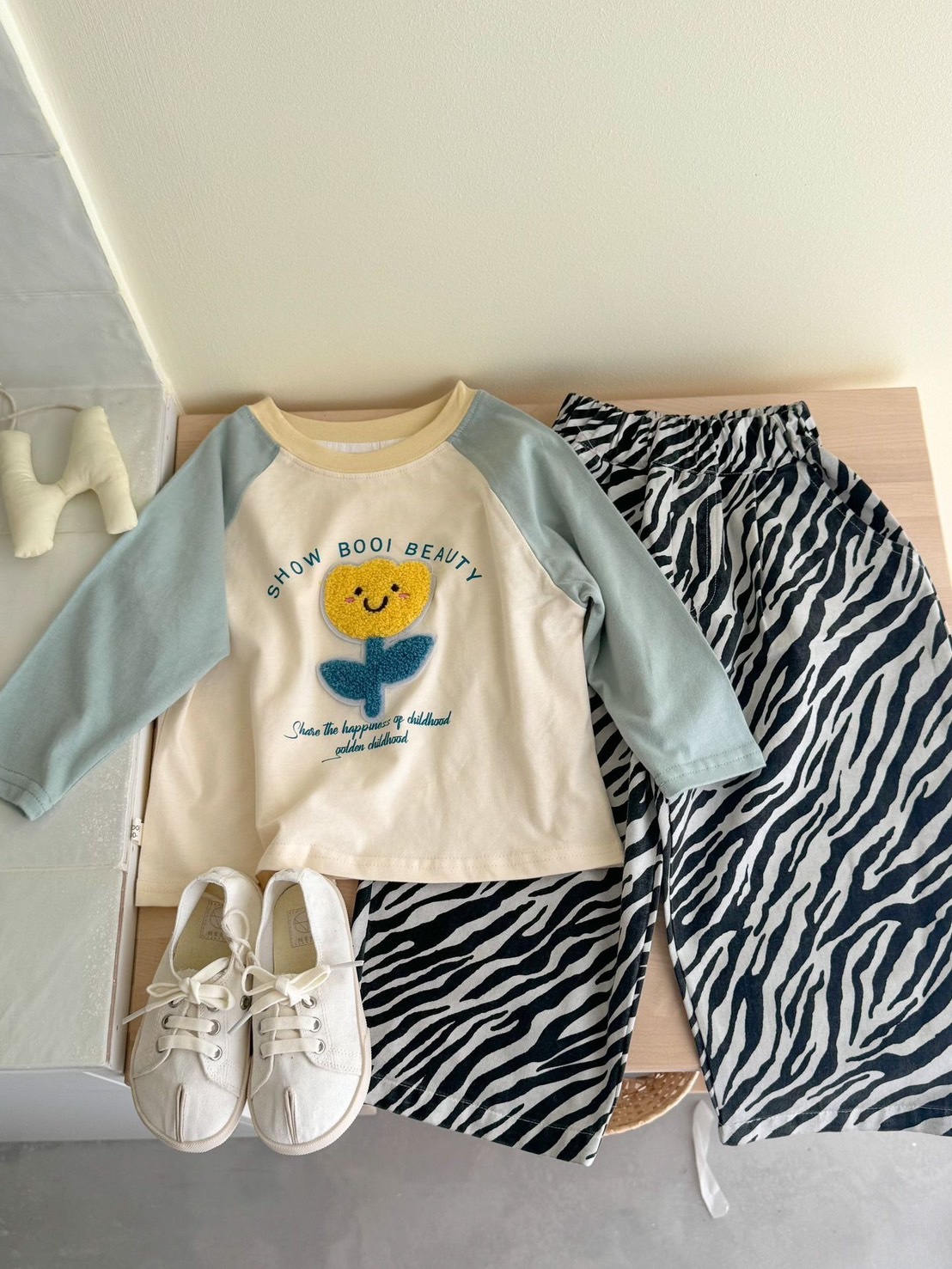 療癒植絨感拼袖上衣