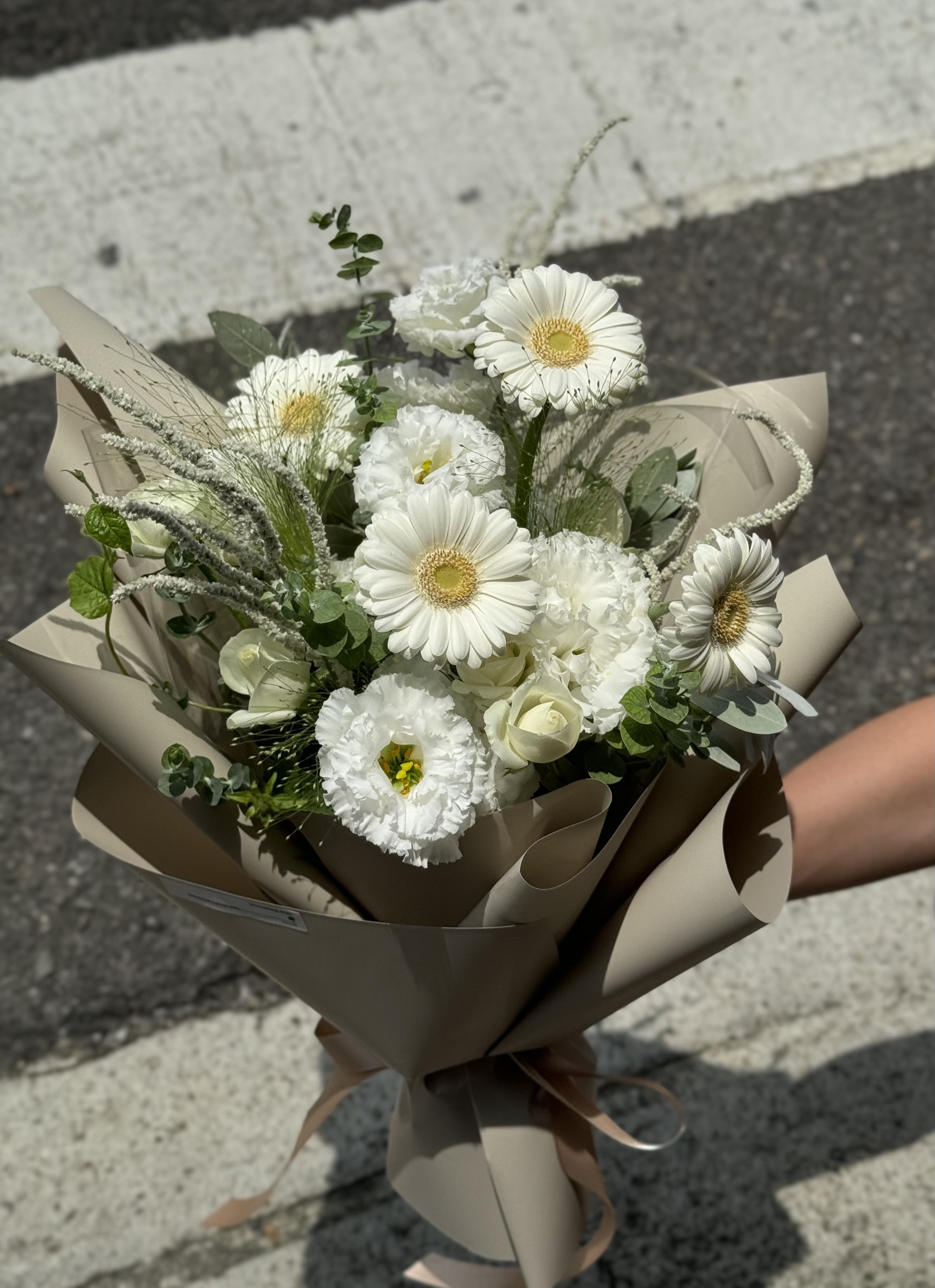 Blooming.sein 林粼花藝設計 花束 花禮 白綠色系