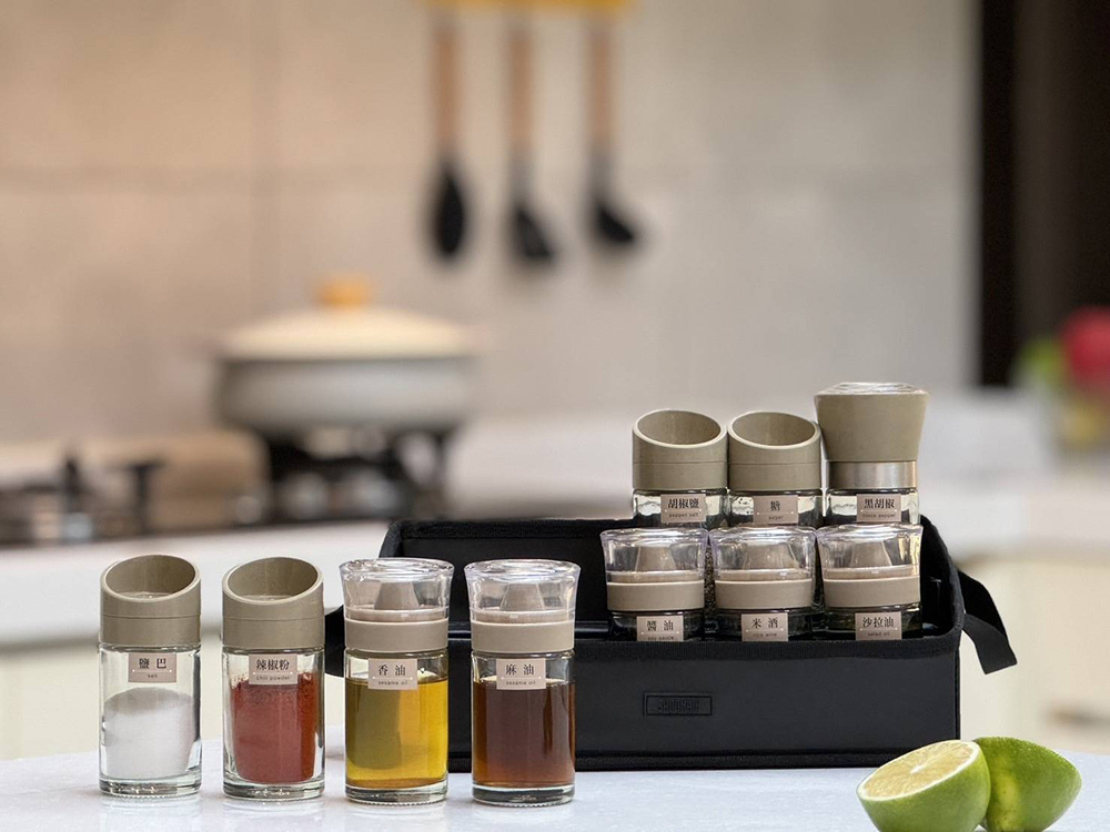 SANDOMAIN仙德曼 露營調味罐10件組