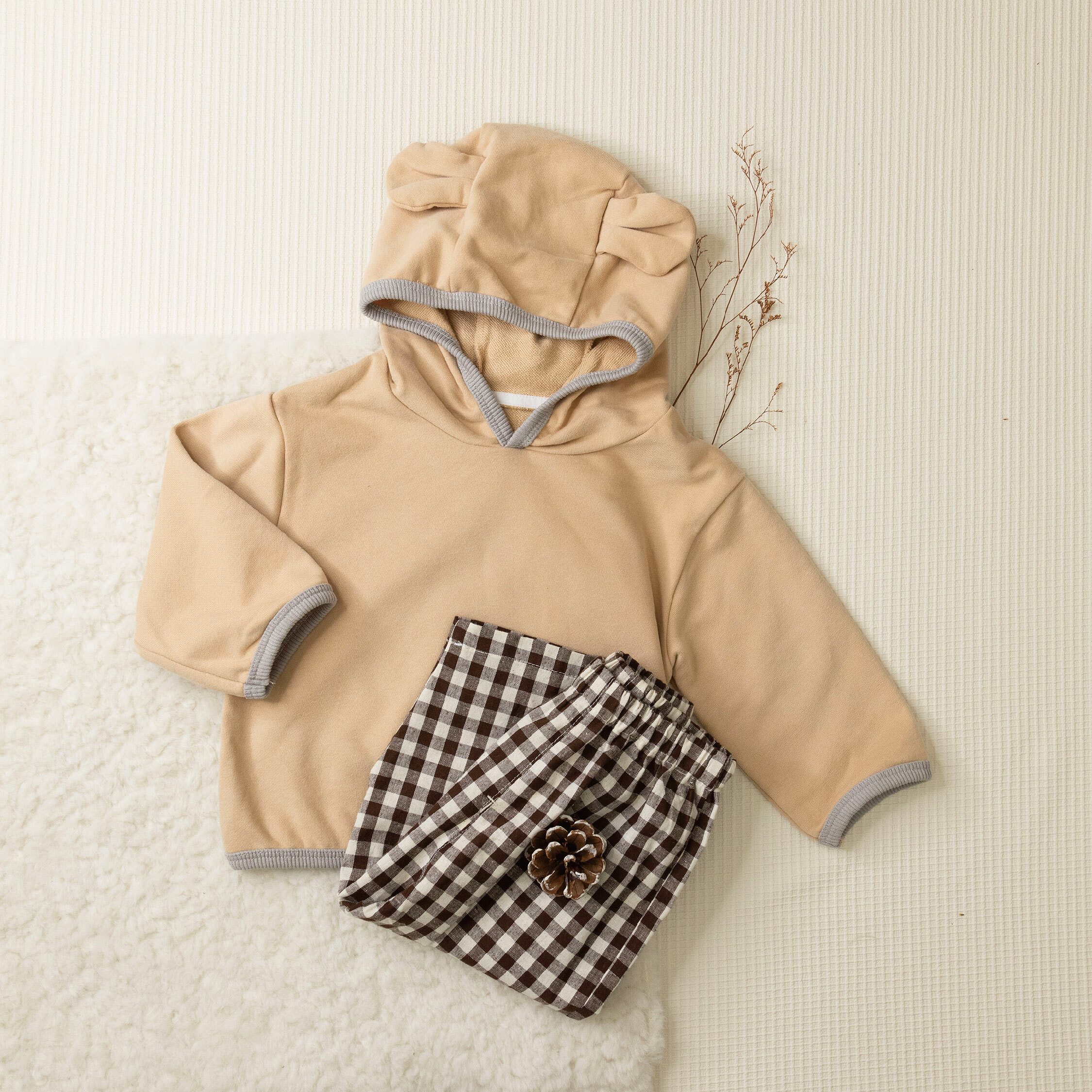 【H45243】立體熊熊耳朵滾邊連帽上衣/帽T＊二色