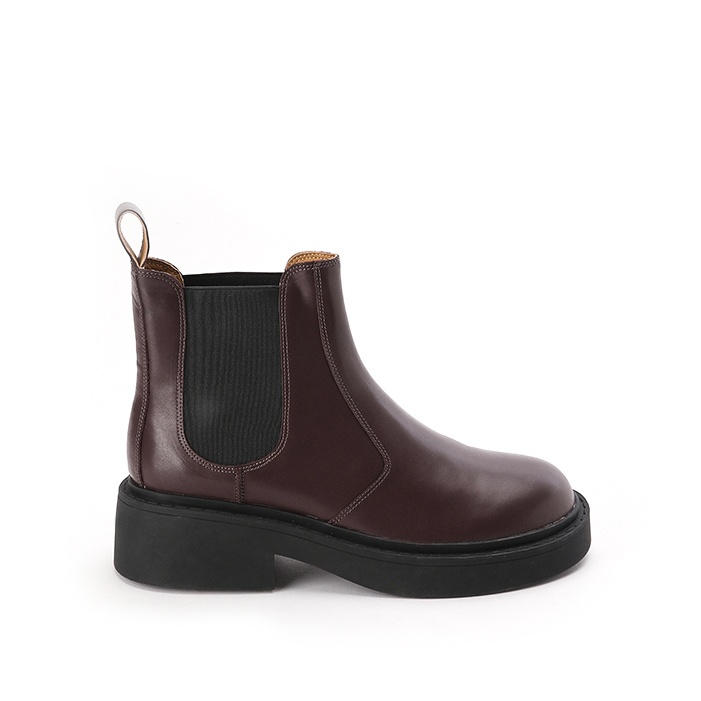 Leather Chelsea Boots