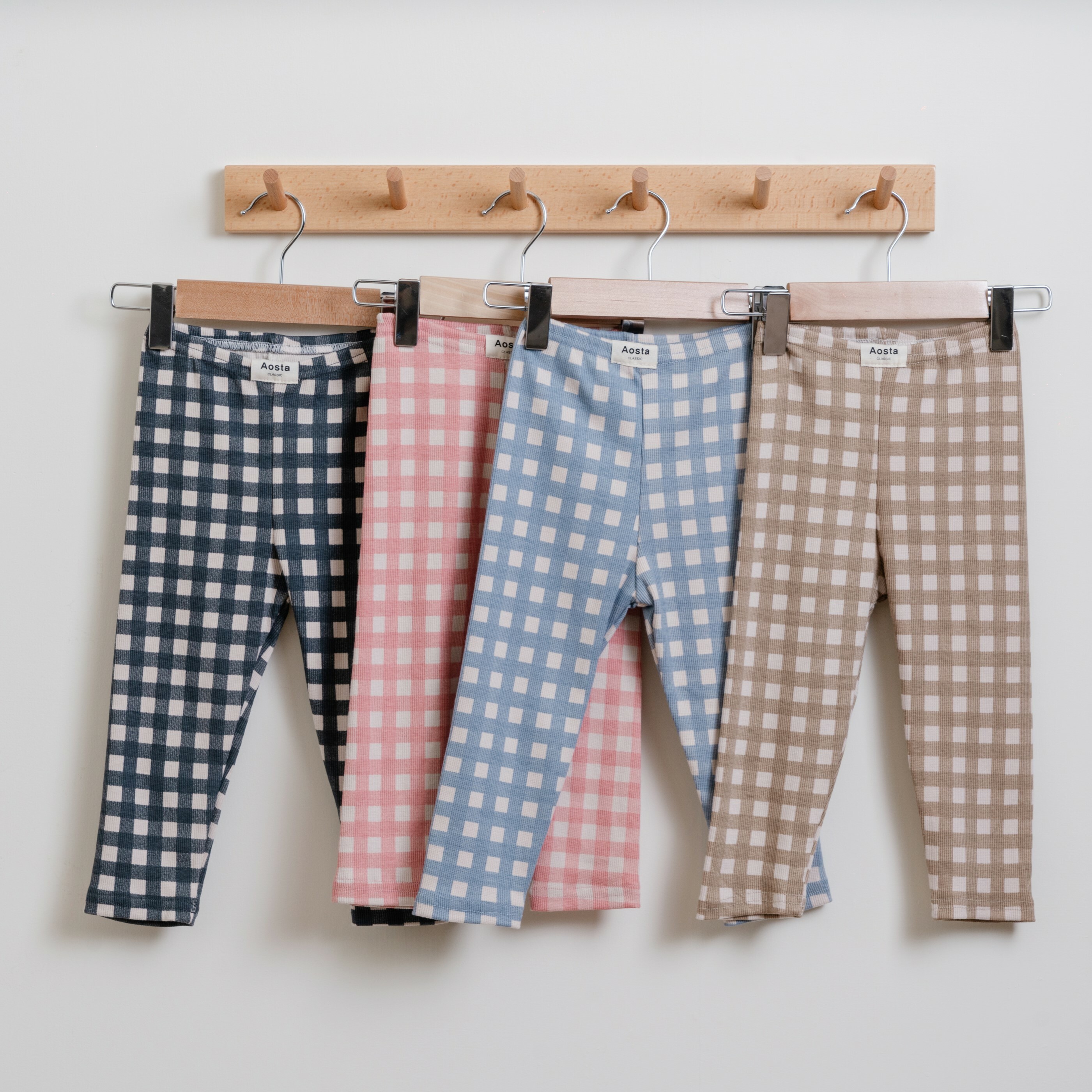韓國 Aosta - 秋款經典格紋內搭褲（四色）