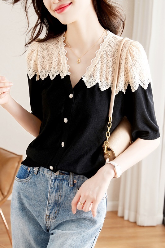 鏤空緹花拼接上衣 黑色