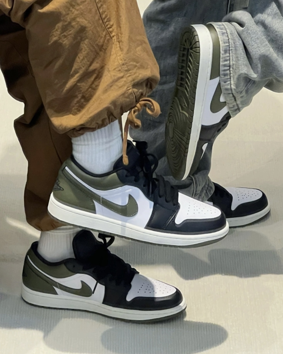 【現貨】Nike Air Jordan 1 Low Medium Olive 黑綠 黑橄欖綠