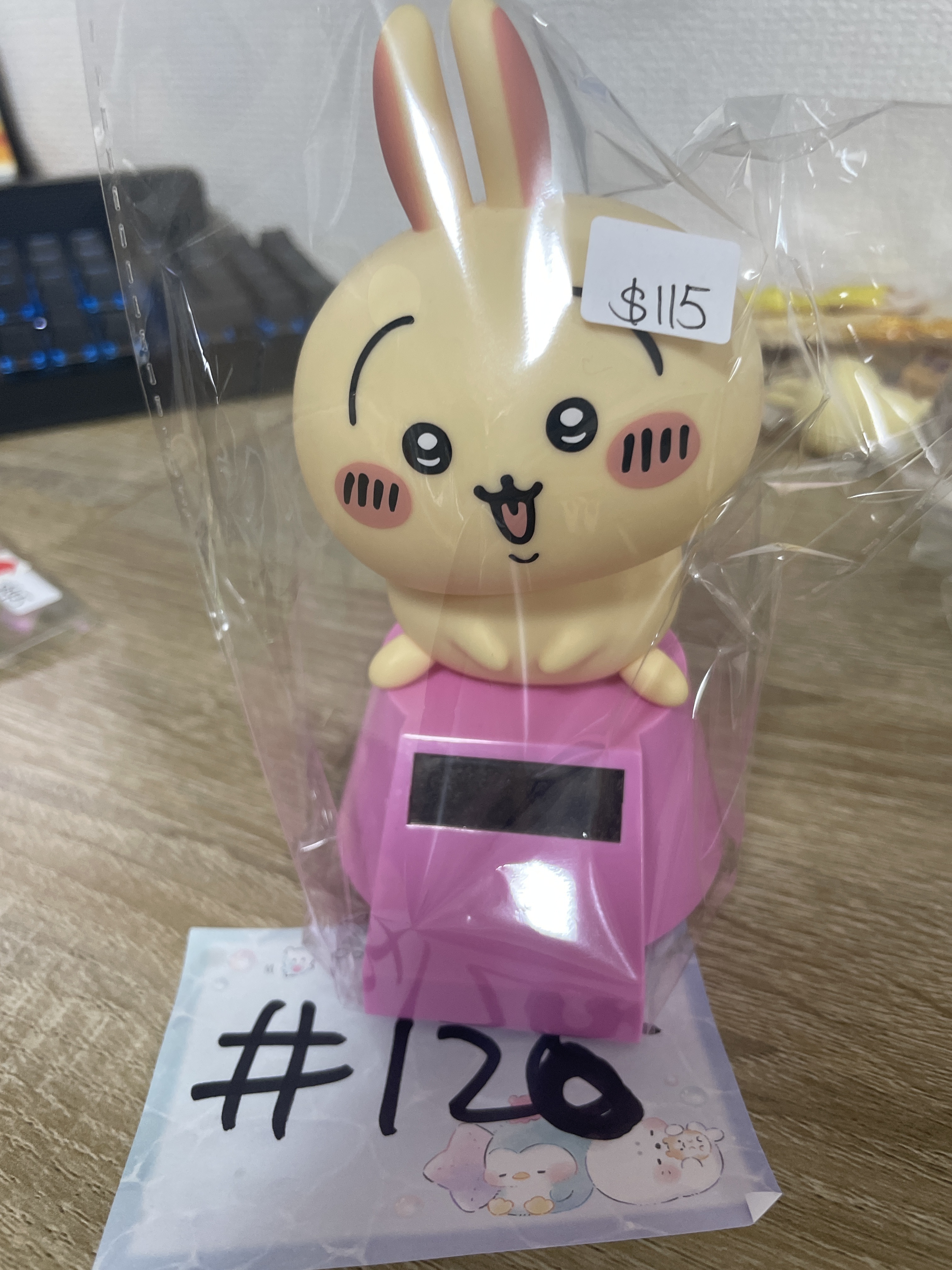 CHIIKAWA 兔兔 FIGURE (頭唔搖) #126