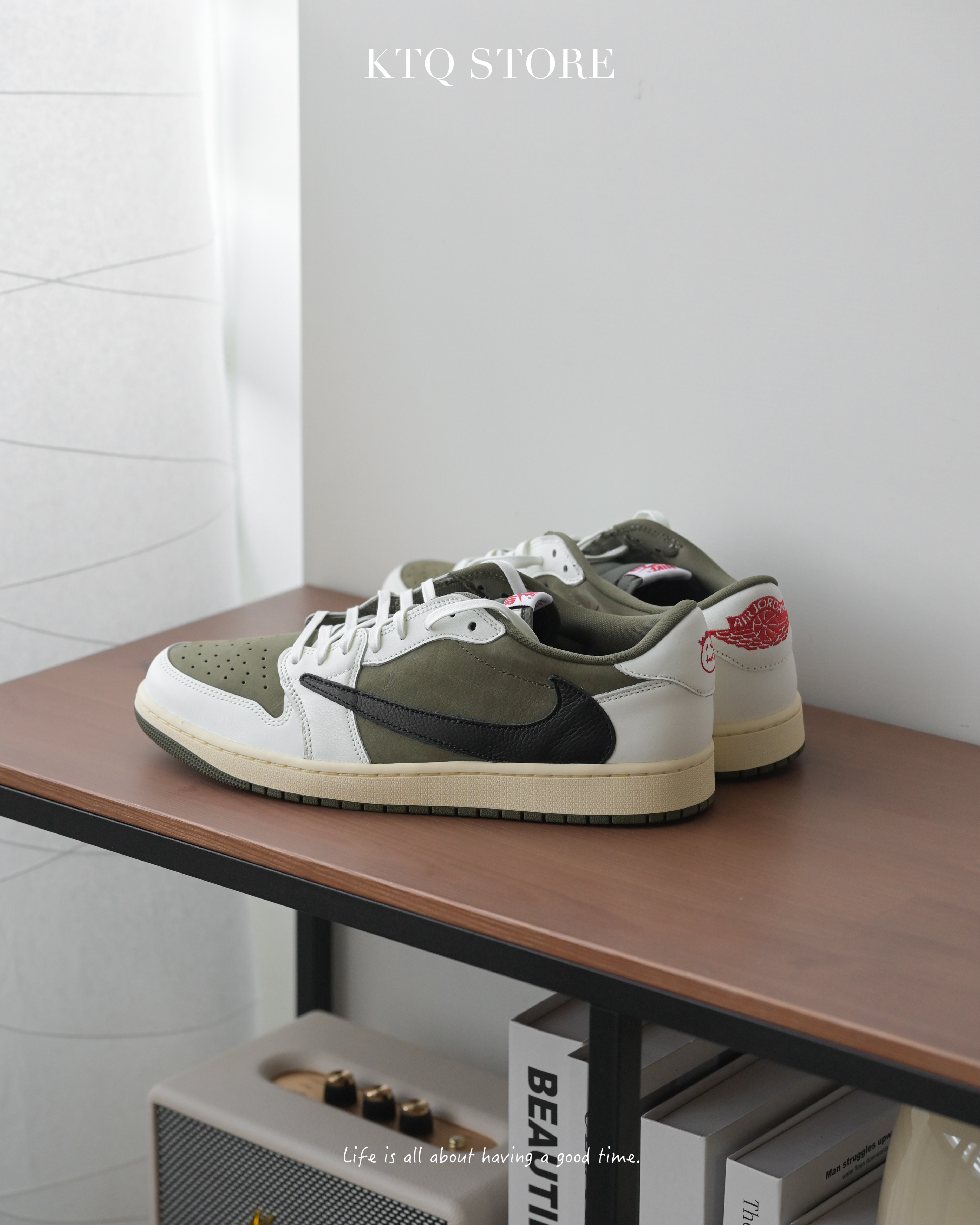 KTQ STORE ‧ Travis Scott x Nike Air Jordan 1 Low OG 橄欖綠 倒鉤 DM7866-200