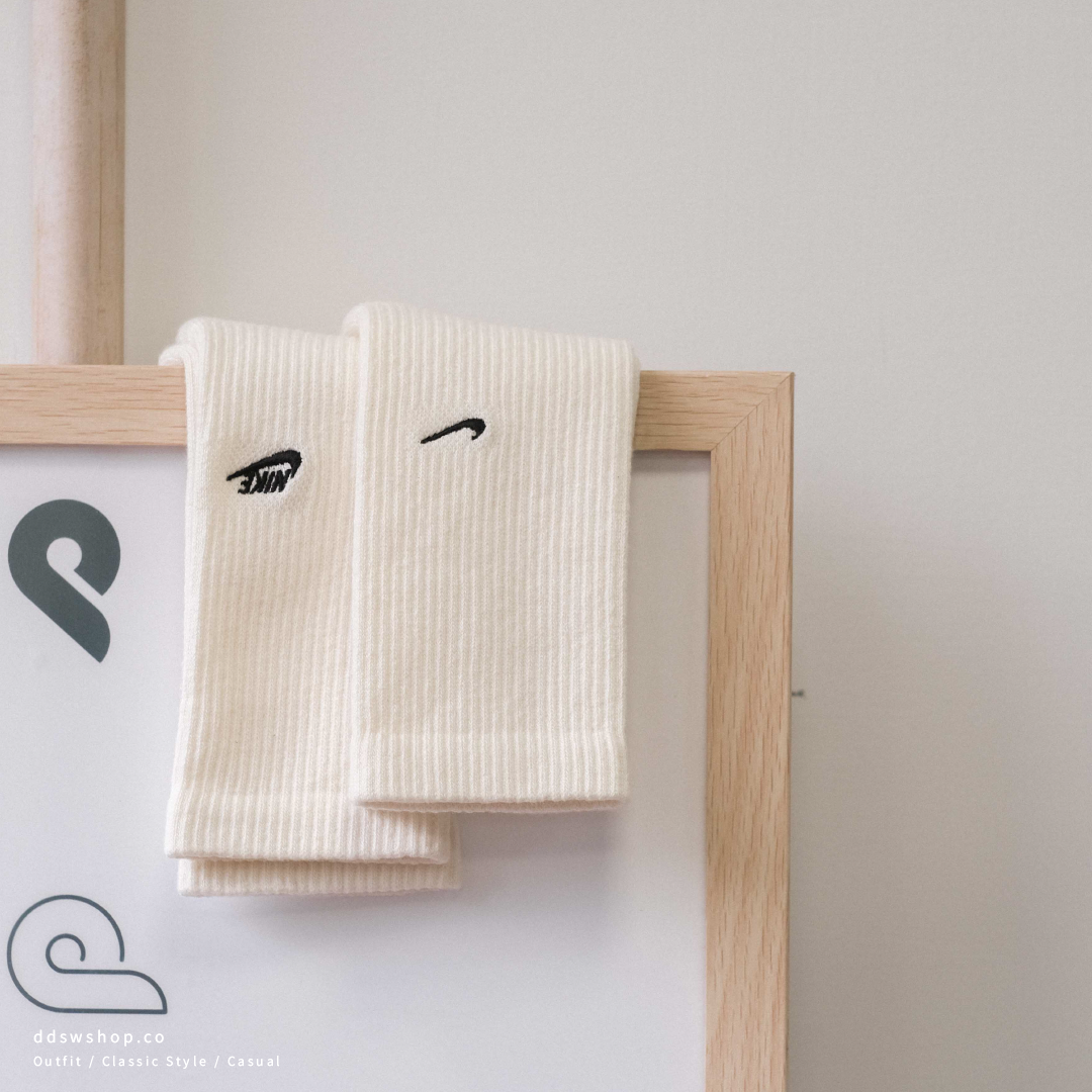 "現貨" Nike Everyday Cushioned 長襪 (兩雙)