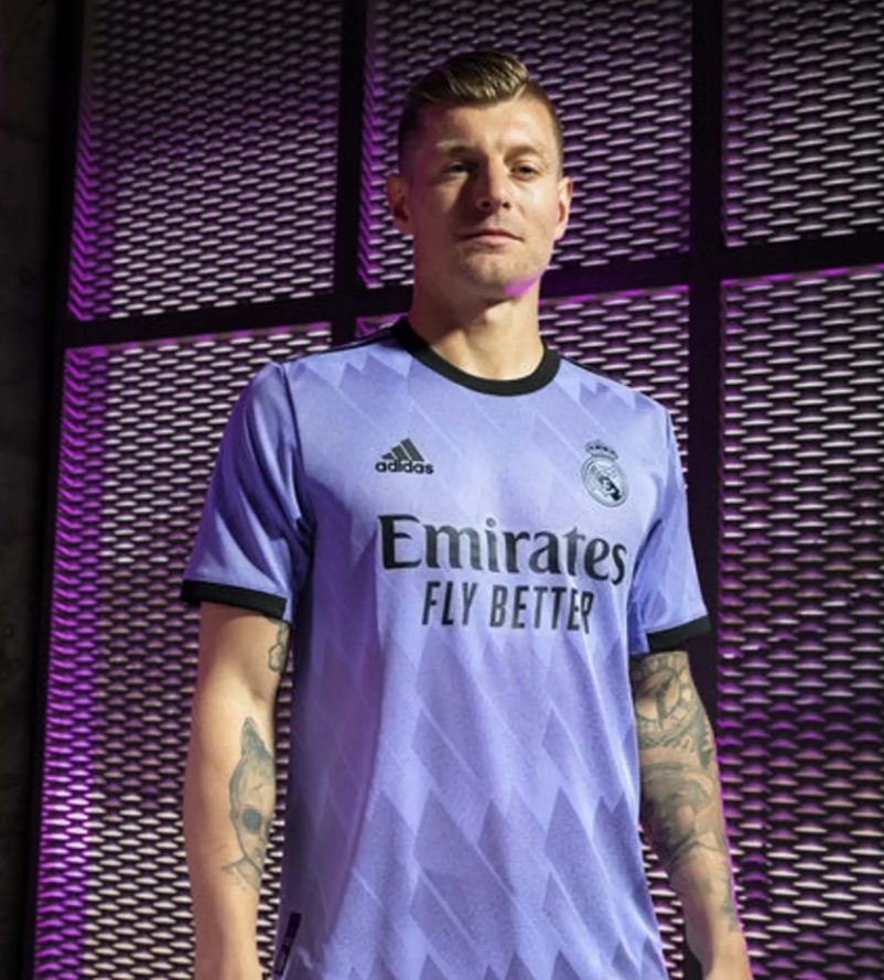 【現貨】Real Madrid adidas 皇家馬德里 皇馬 客場球衣 足球 薰衣草紫 TONI KROOS