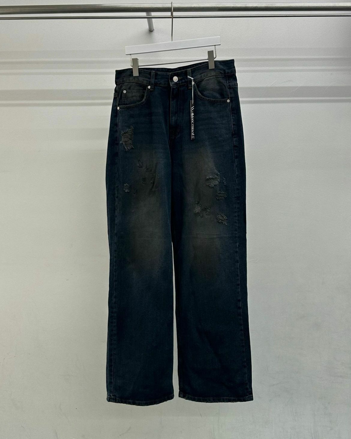 仿污洗水破洞鬆身牛仔褲 WELL DONE-086P