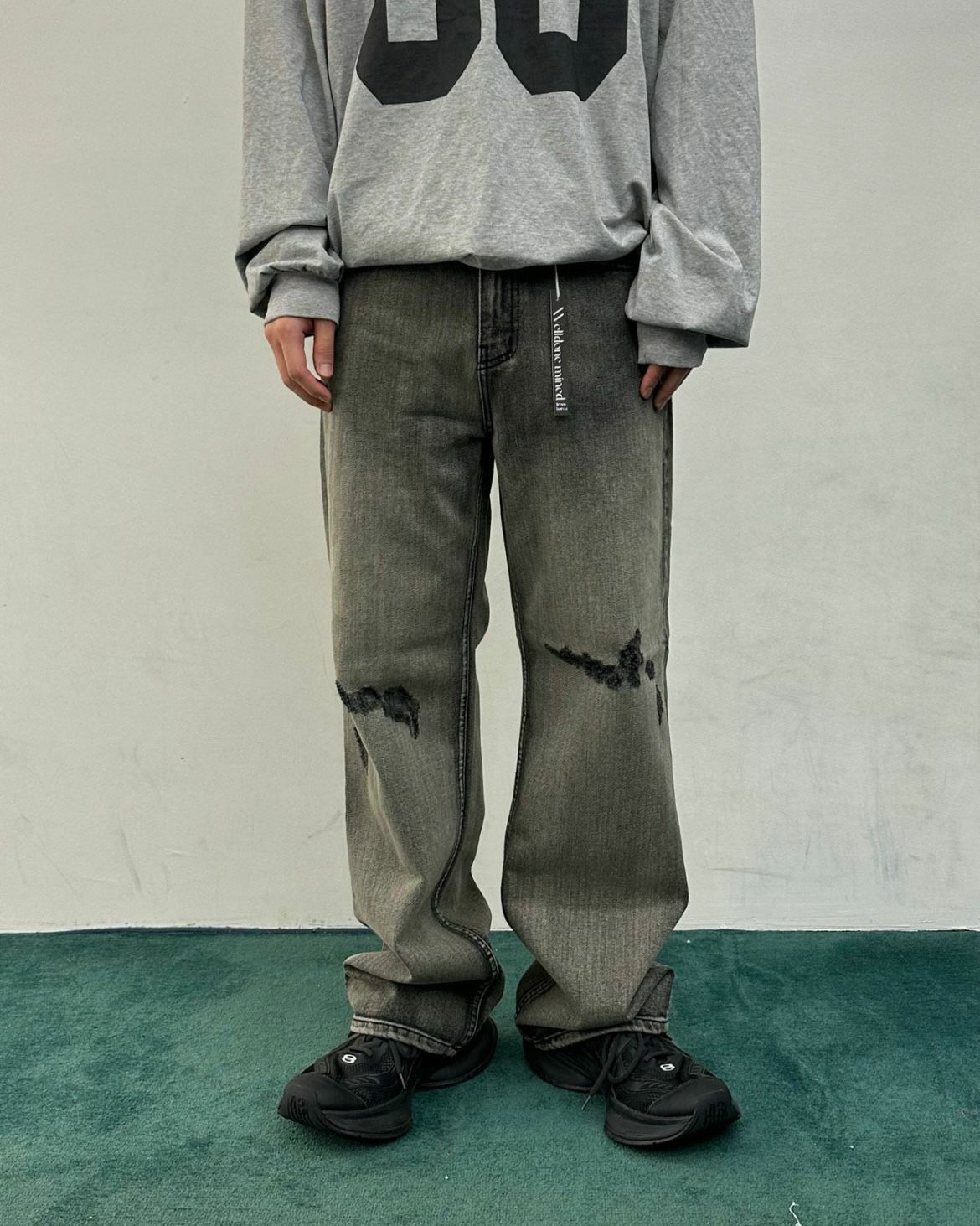 洗水破洞鬆身牛仔褲 WELL DONE-087P