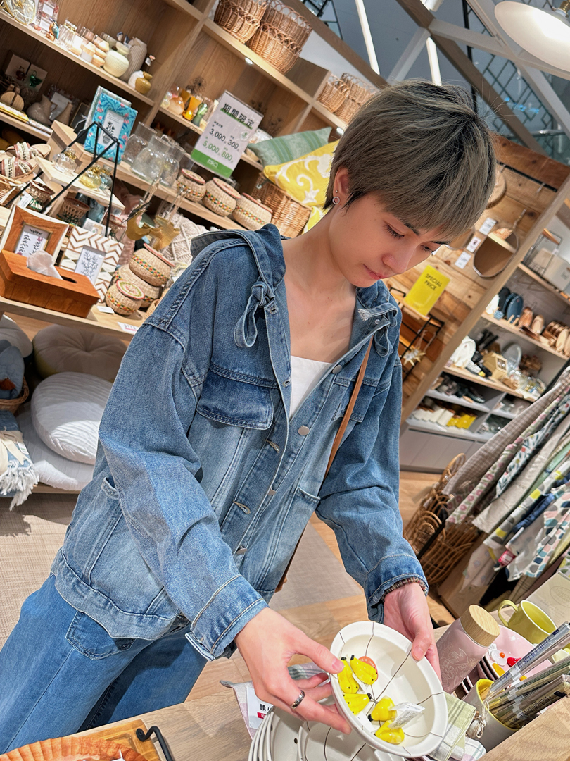 給妳慵懶感的連帽牛仔外套 ⚡️搶現貨⚡️